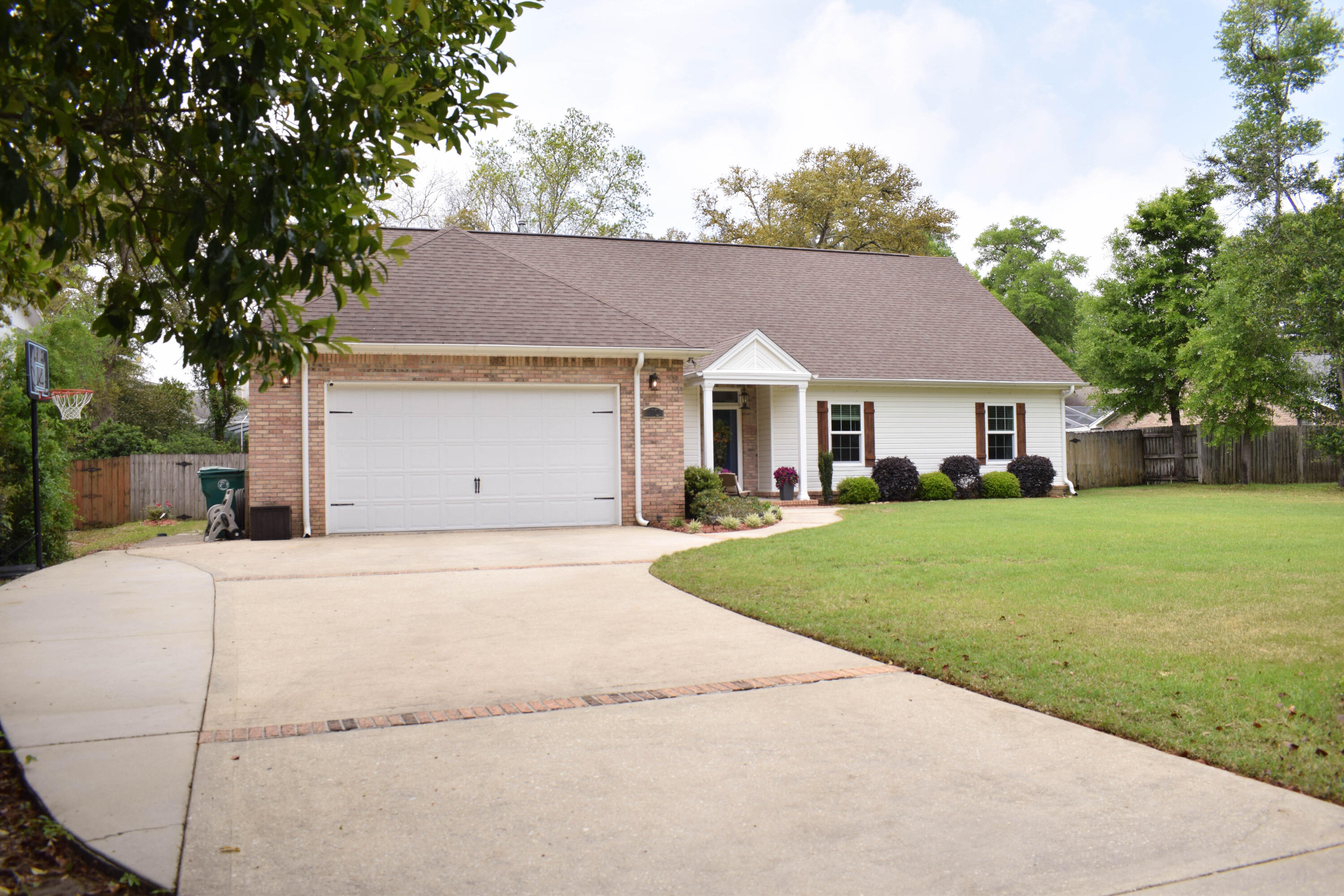 110 Troy Circle