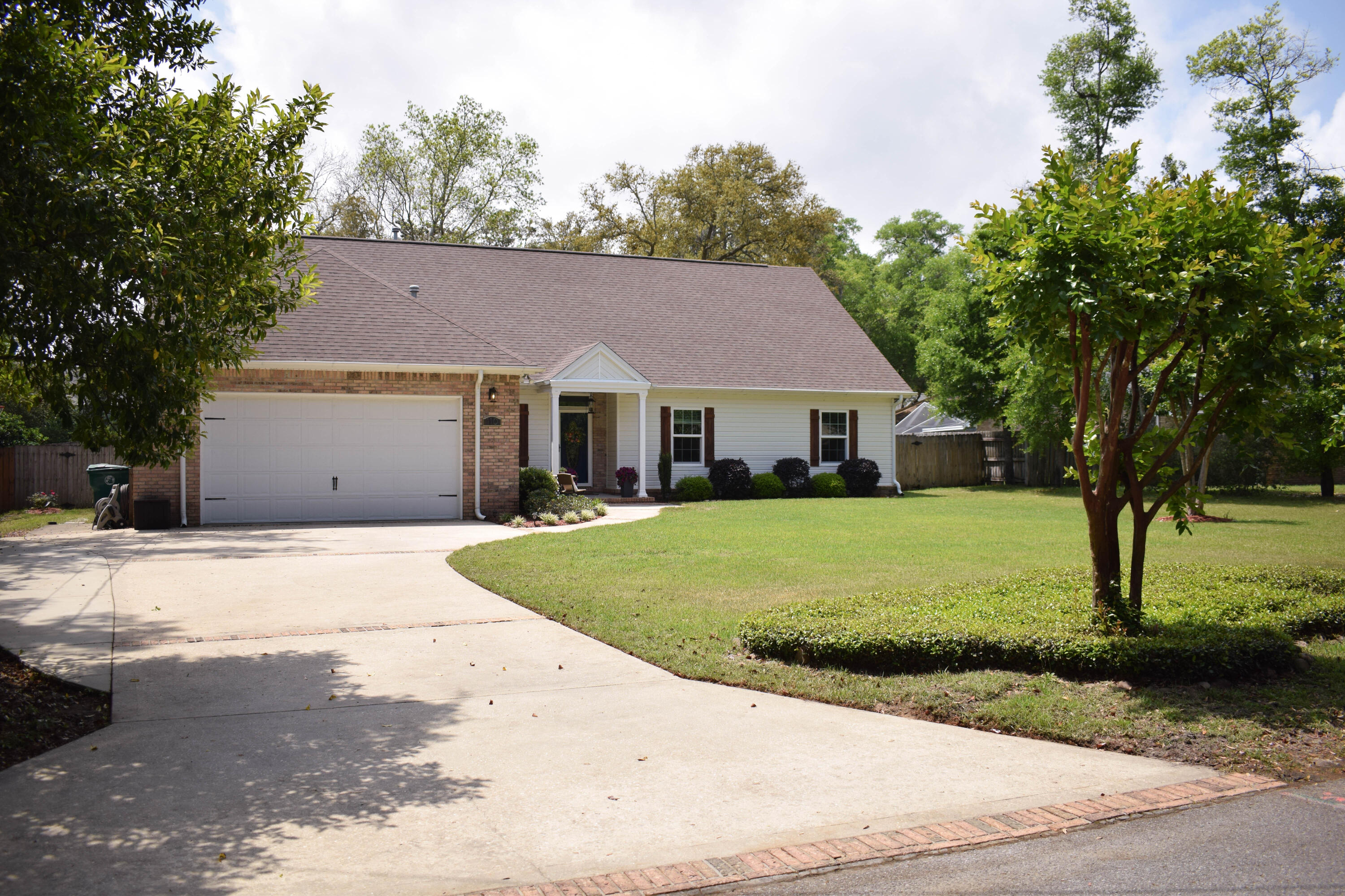 110 Troy Circle