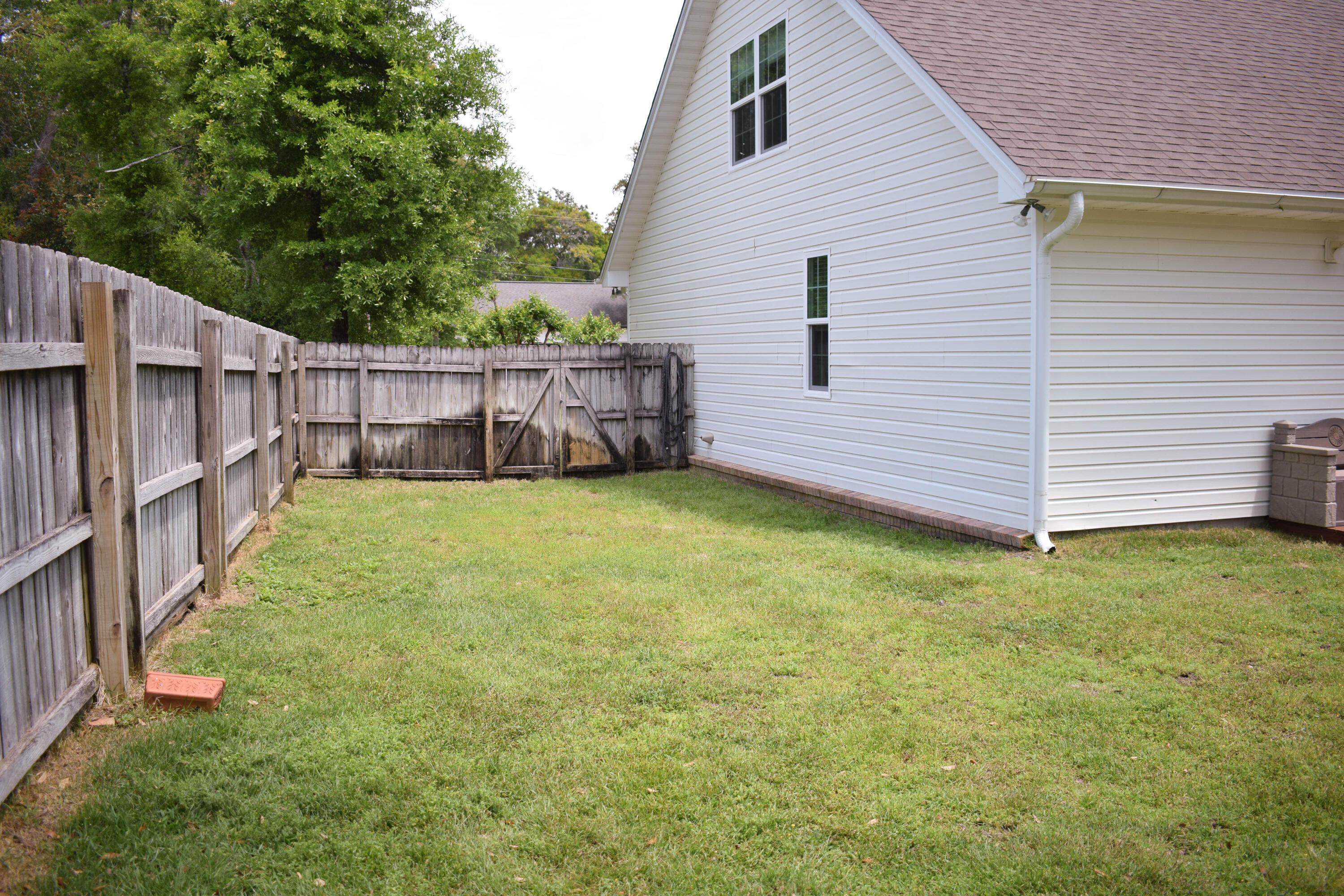 110 Troy Circle