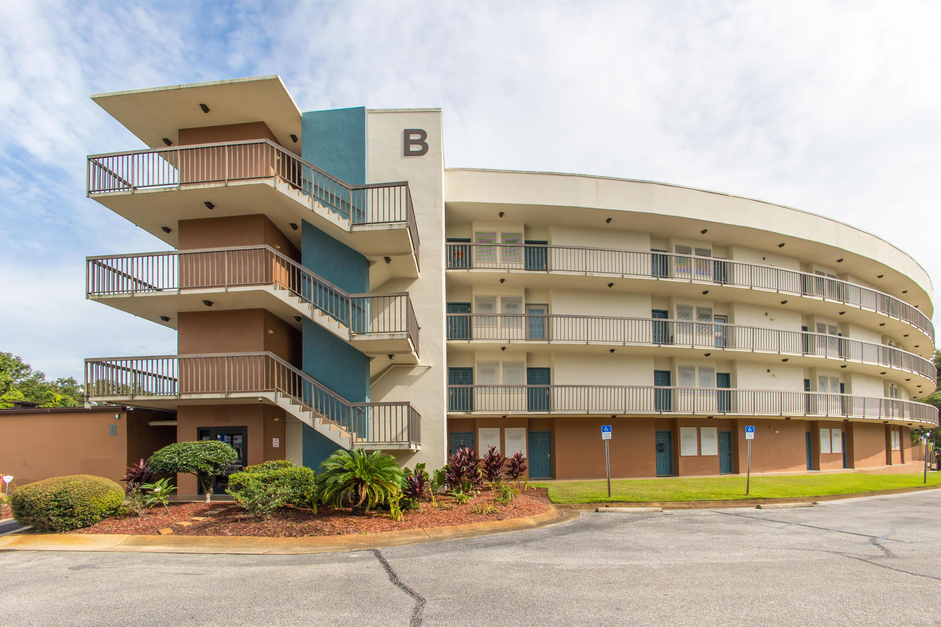 214 Miracle Strip Parkway, UNIT B111
