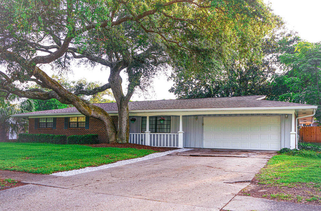 603 NE Merioneth Drive