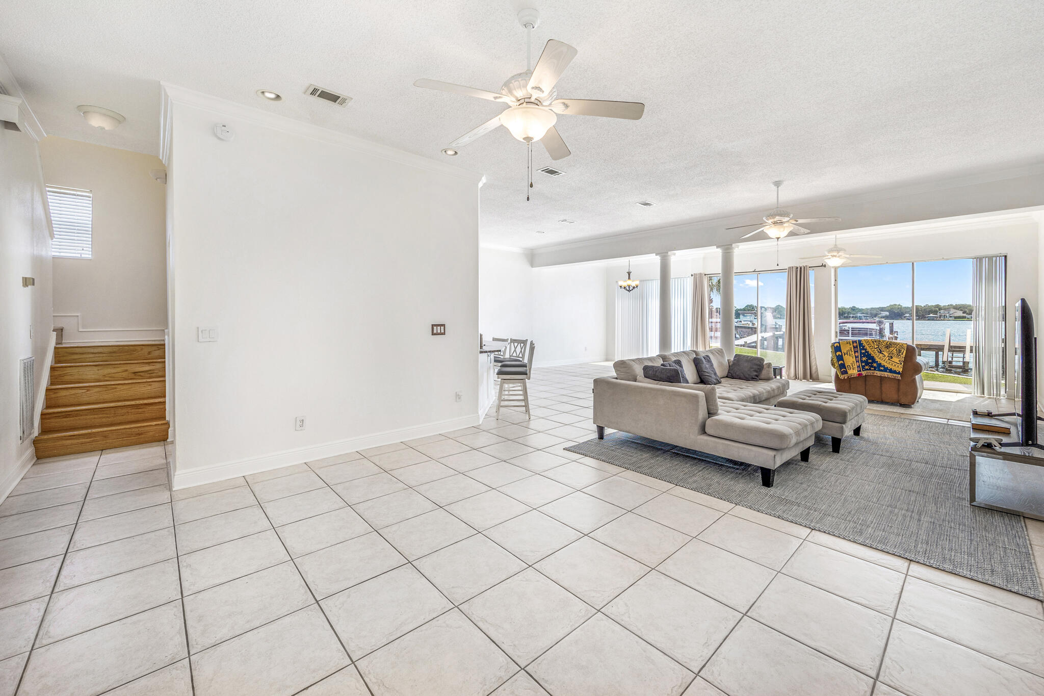 903 Lighthouse Road