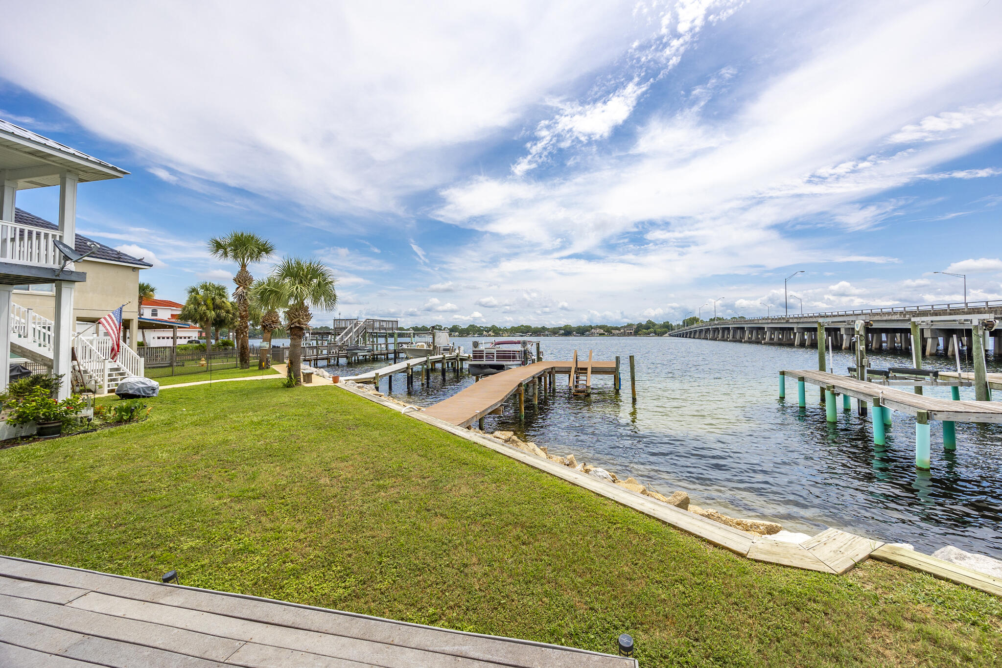 903 Lighthouse Road