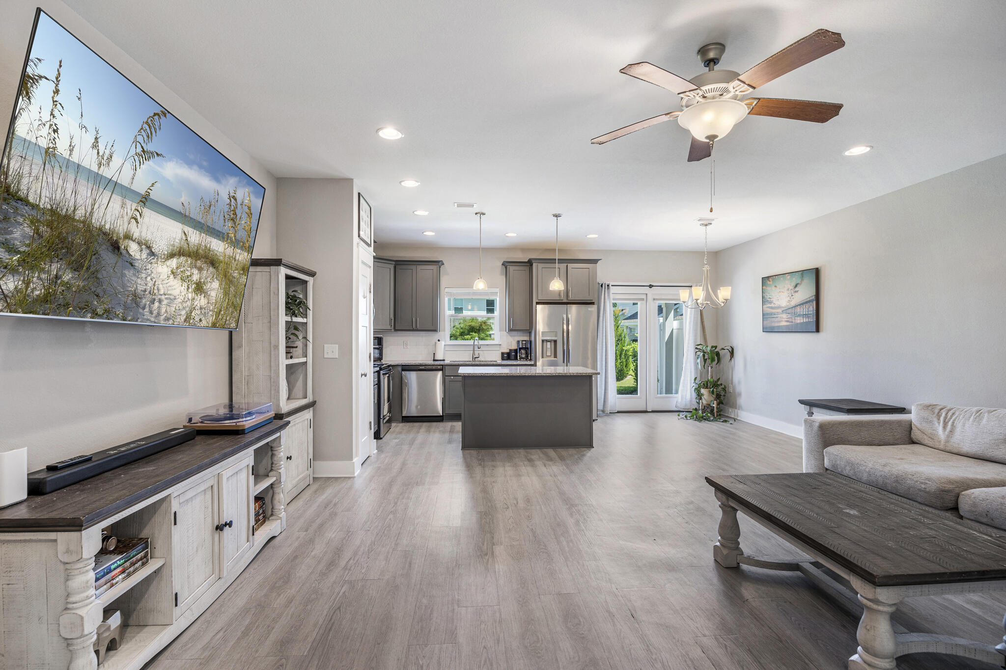 400 Mattie M Kelly Boulevard, Unit 70