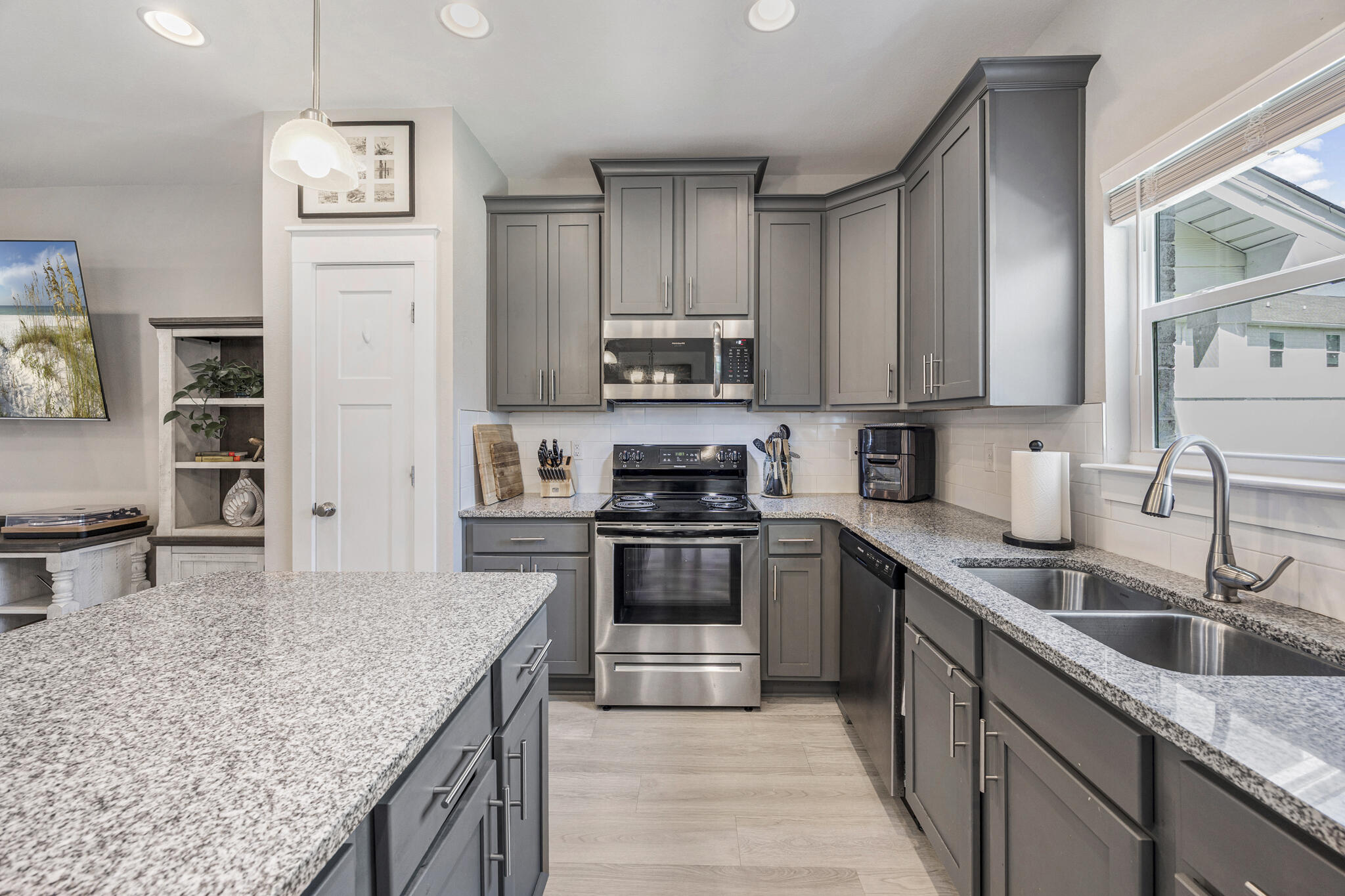 400 Mattie M Kelly Boulevard, Unit 70