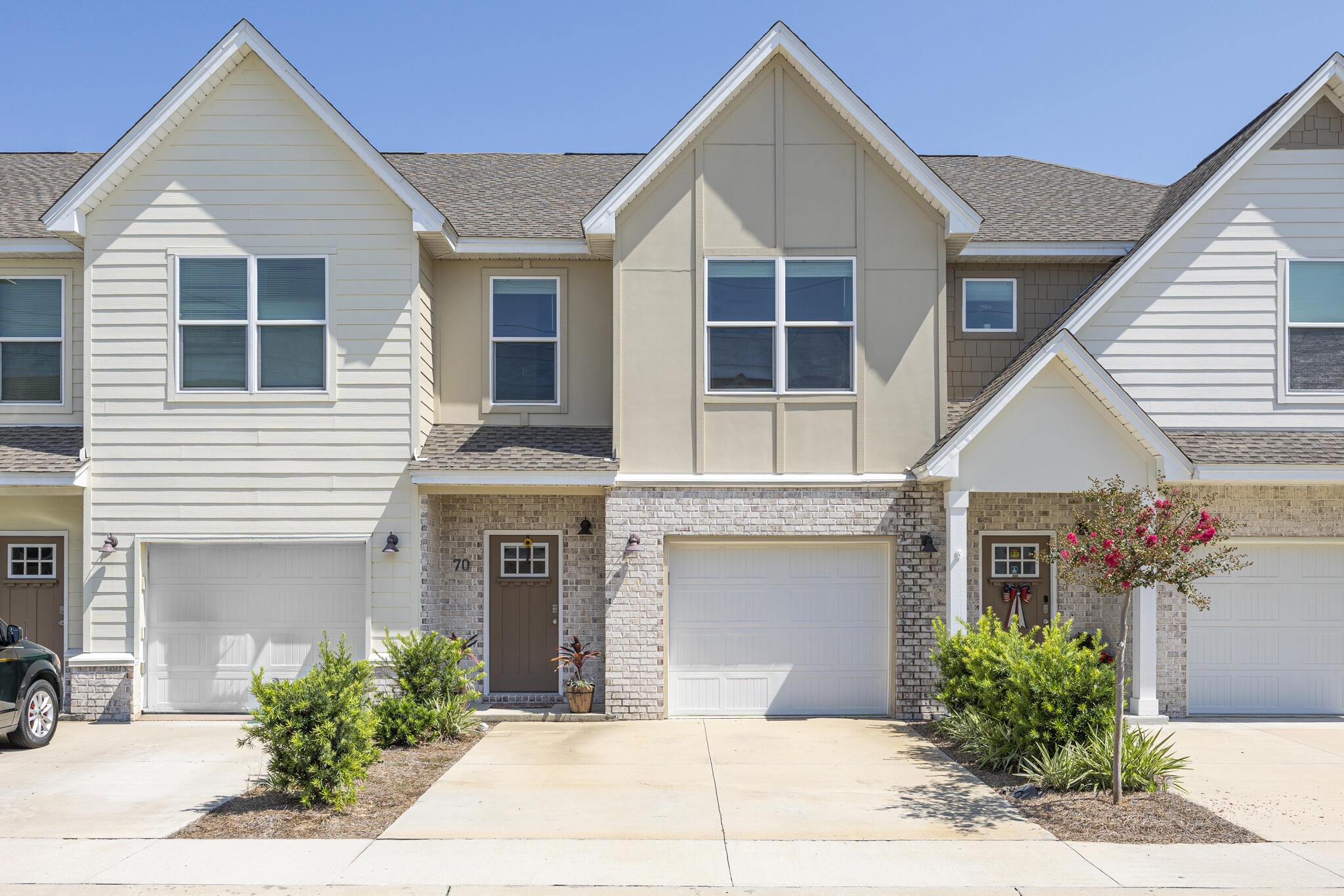 400 Mattie M Kelly Boulevard, Unit 70