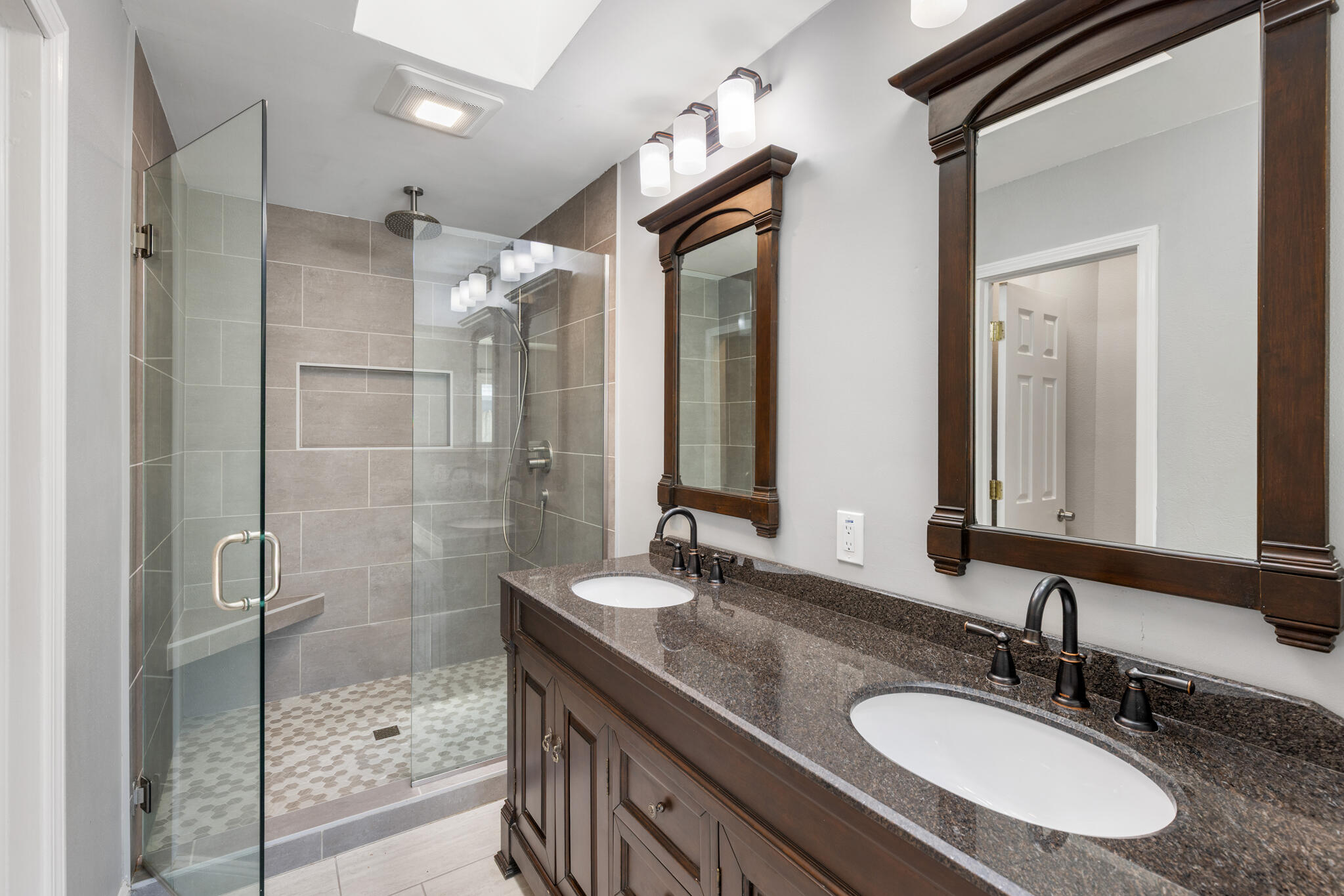 422 NW Village Court