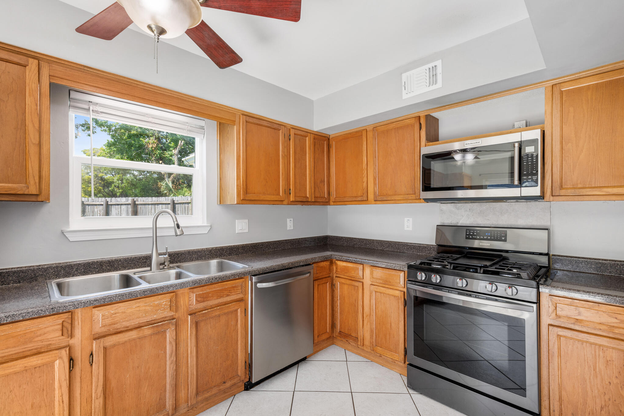 422 NW Village Court