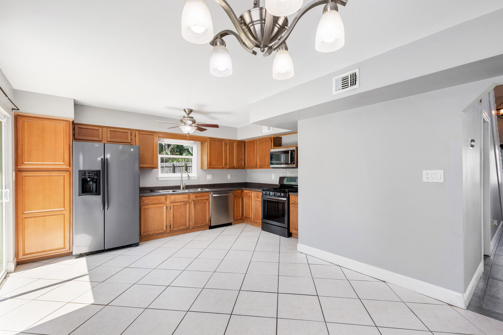 422 NW Village Court