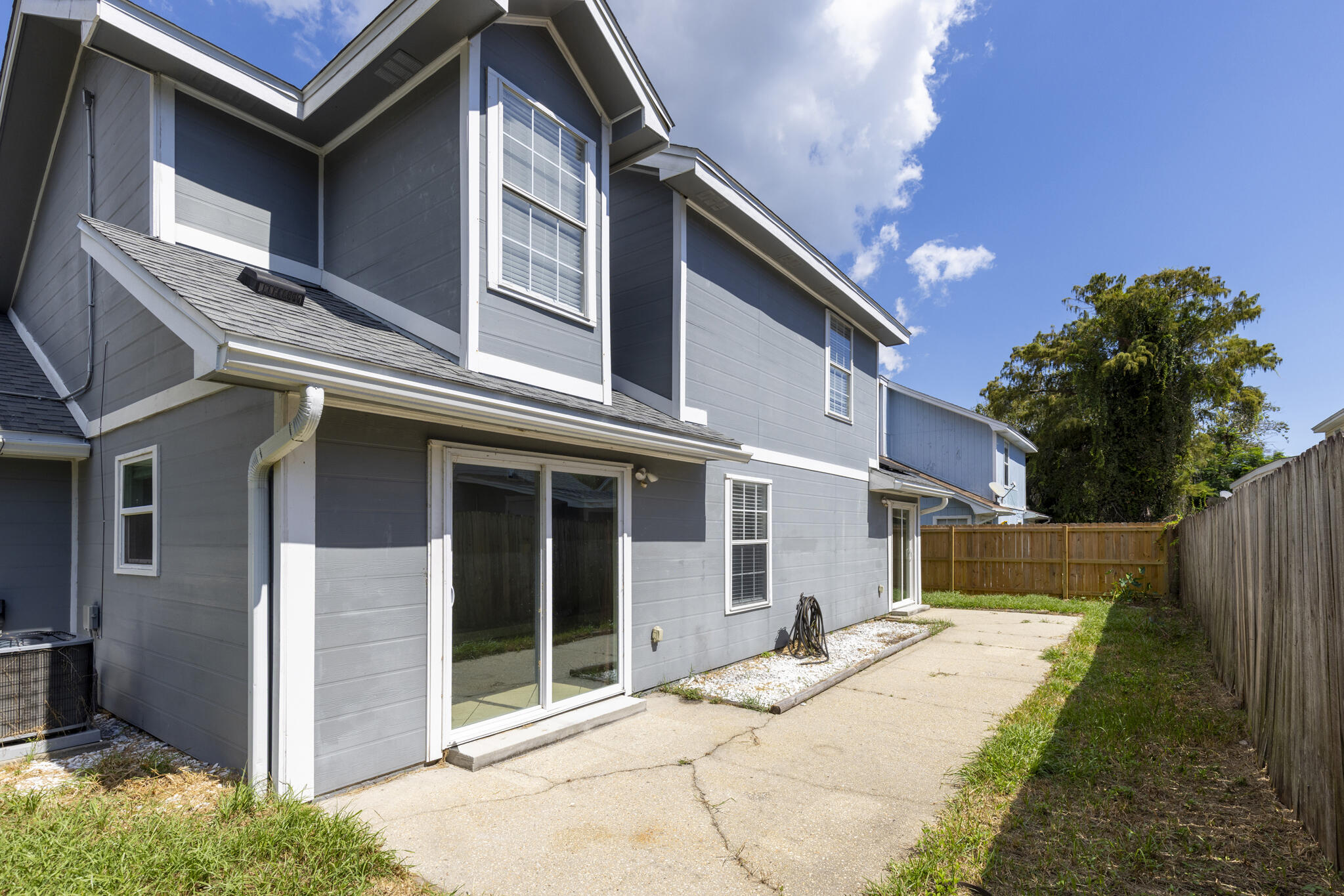 422 NW Village Court