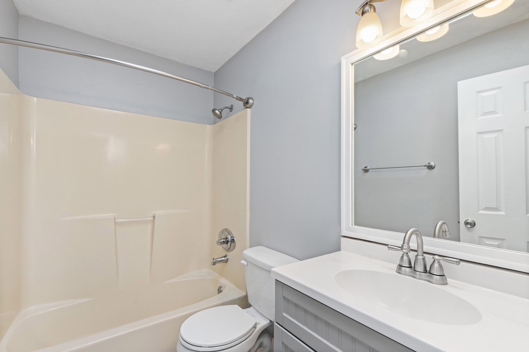 422 NW Village Court