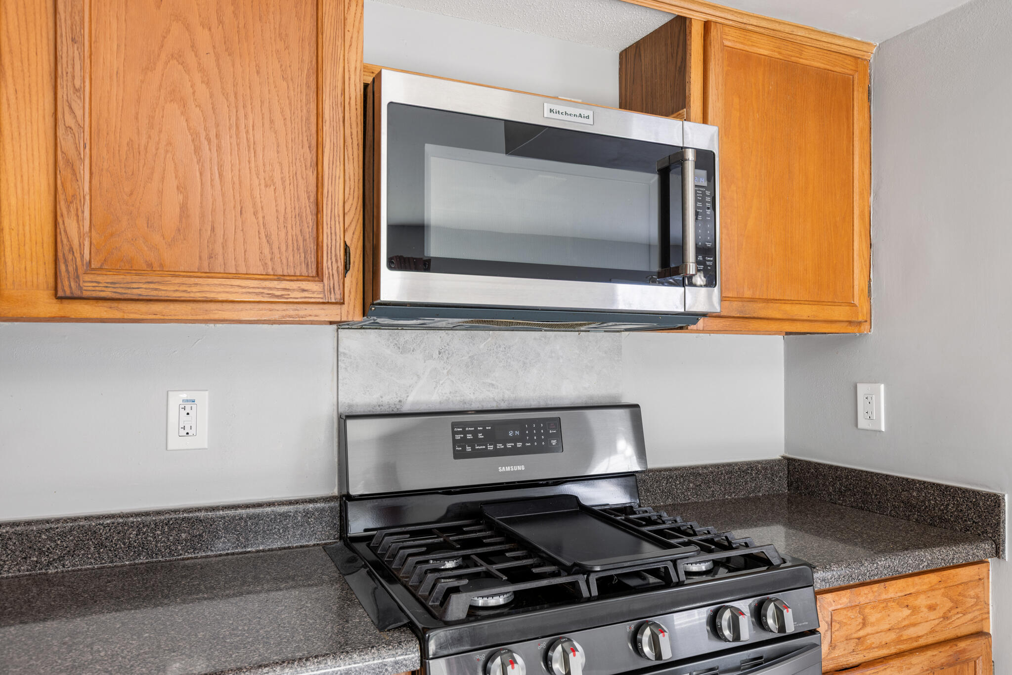 422 NW Village Court