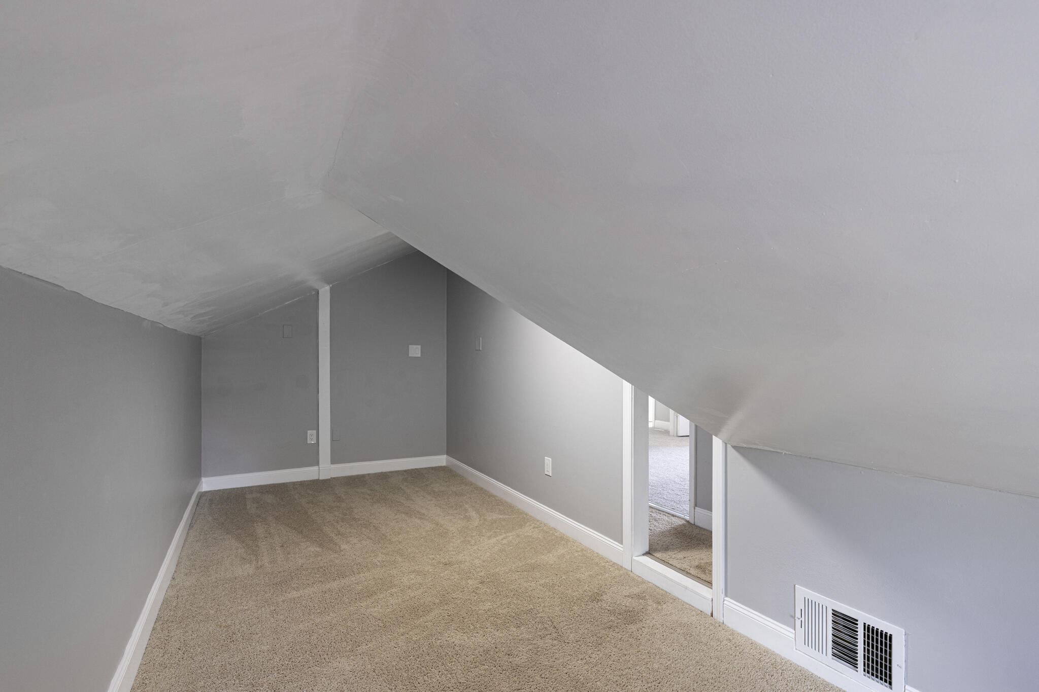 422 NW Village Court