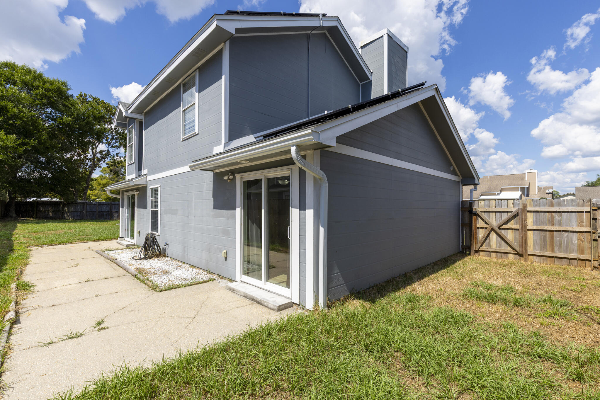 422 NW Village Court