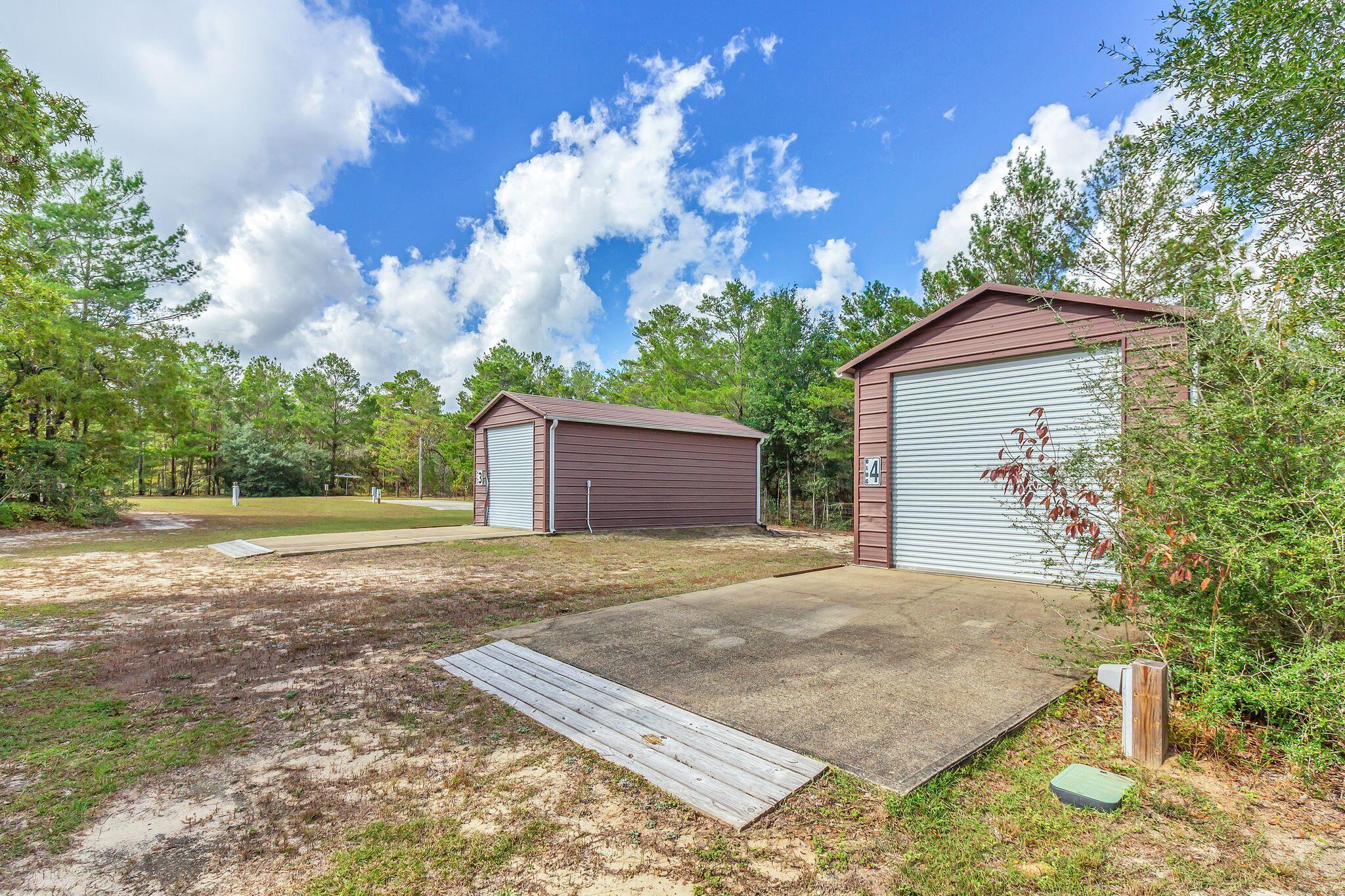 416 Woodlands Boulevard, DeFuniak Springs