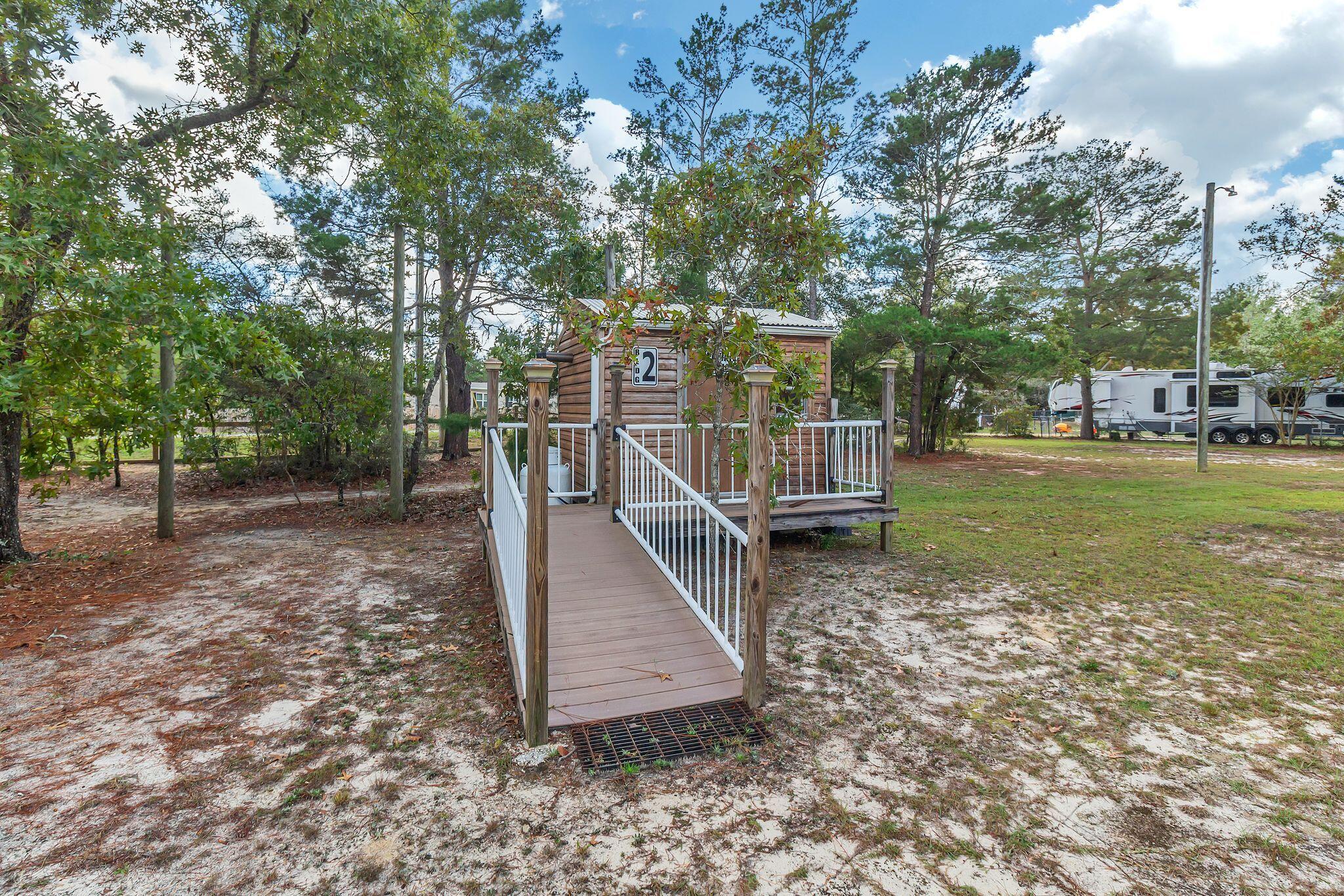416 Woodlands Boulevard, DeFuniak Springs