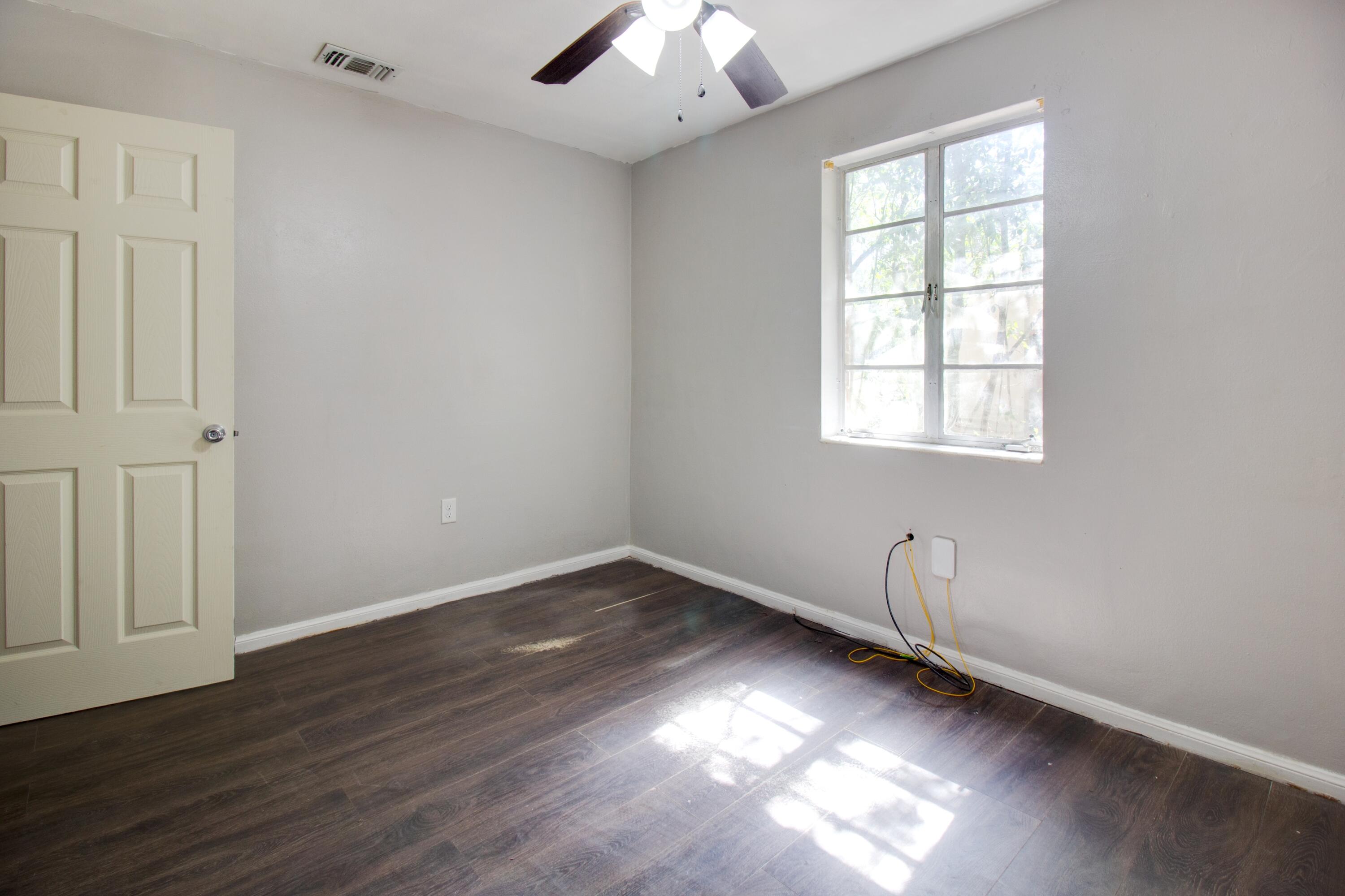 192 Adkinson Dr Drive