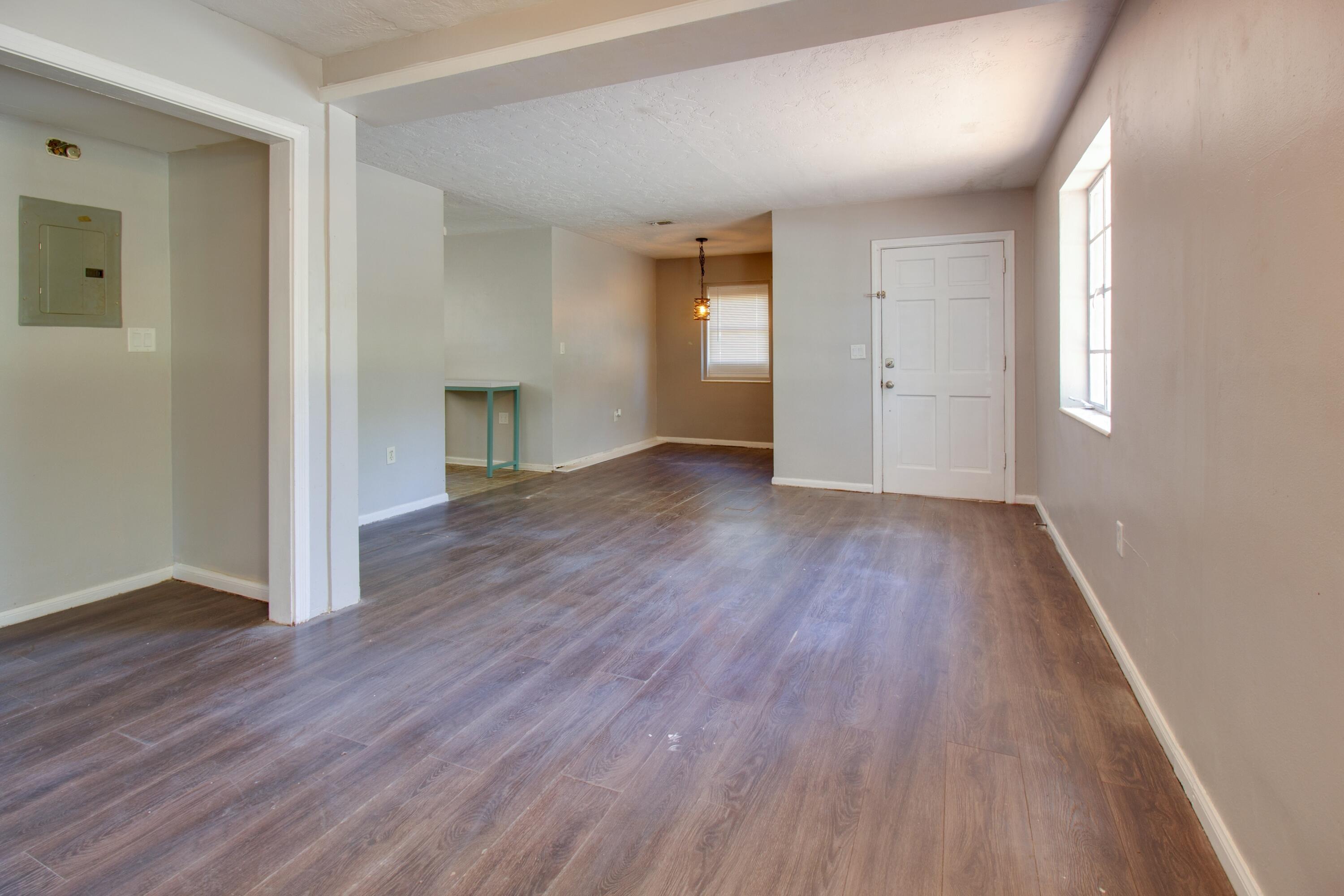 192 Adkinson Dr Drive