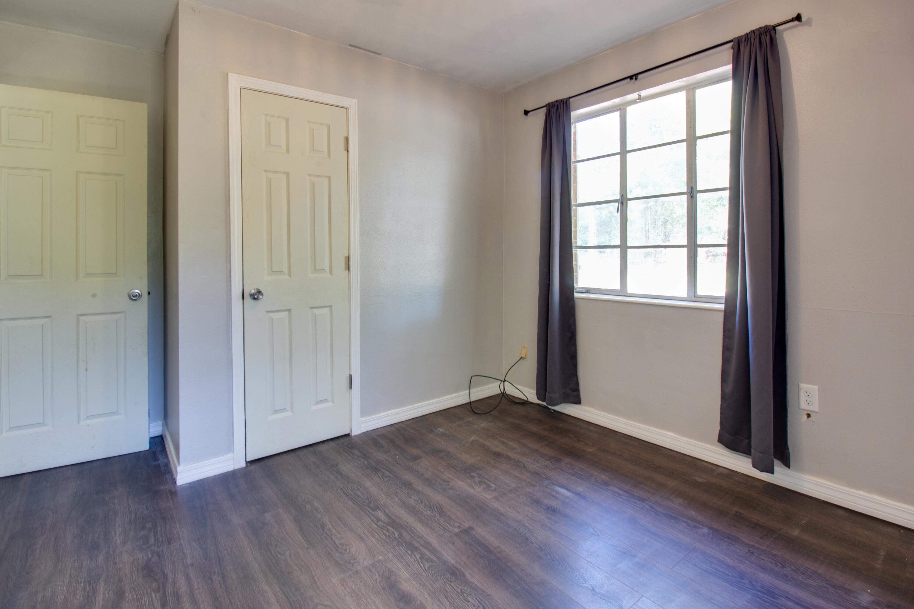 192 Adkinson Dr Drive