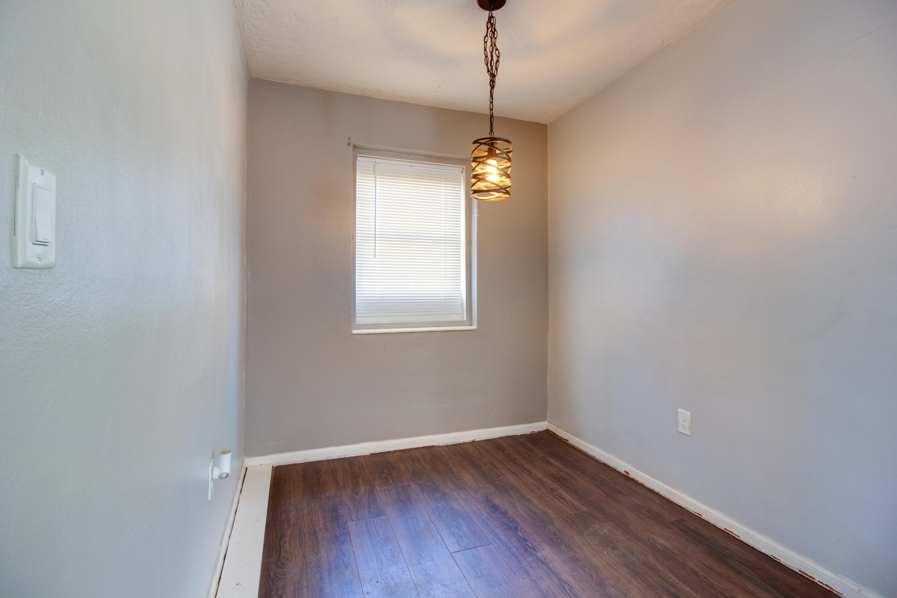 192 Adkinson Dr Drive