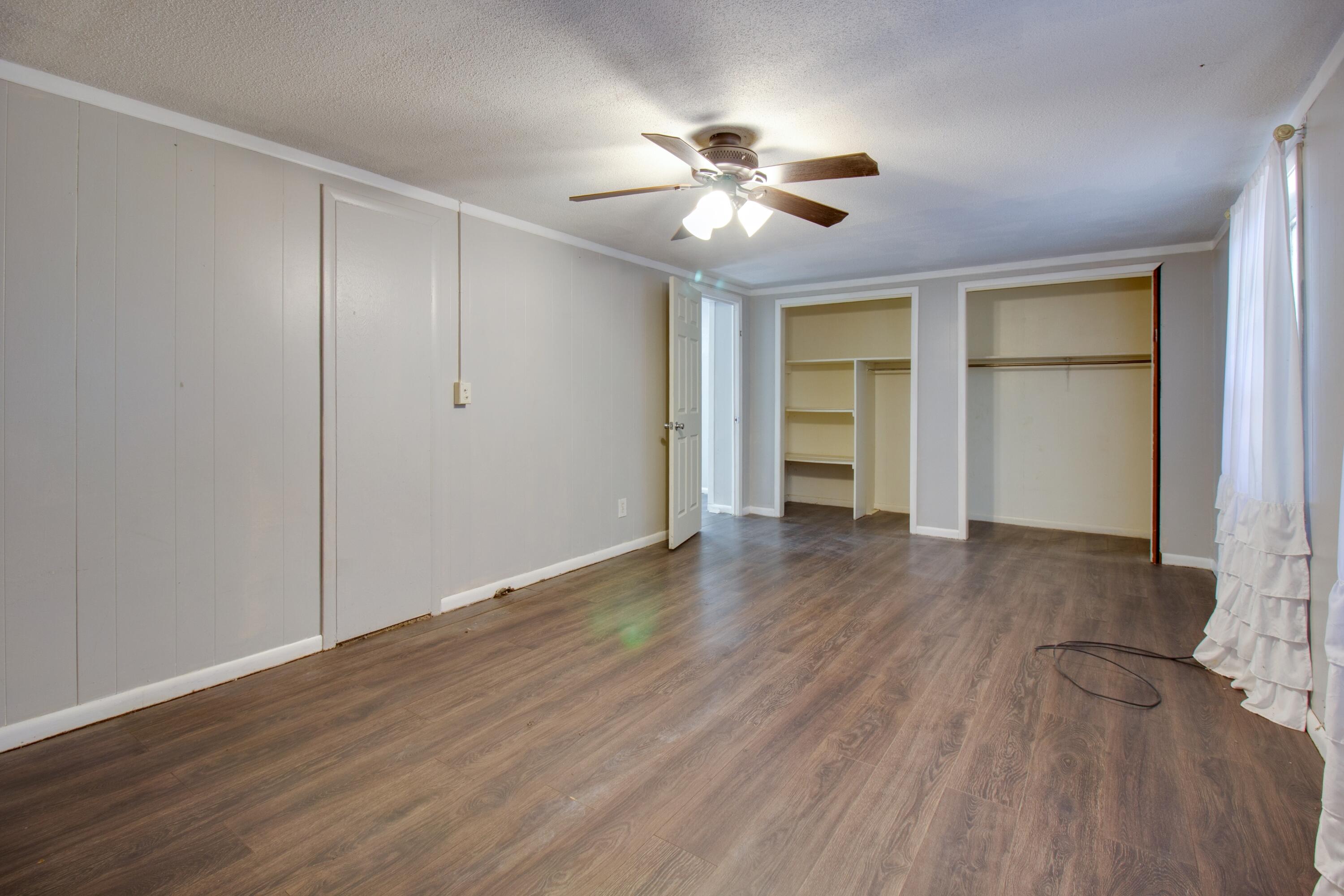 192 Adkinson Dr Drive