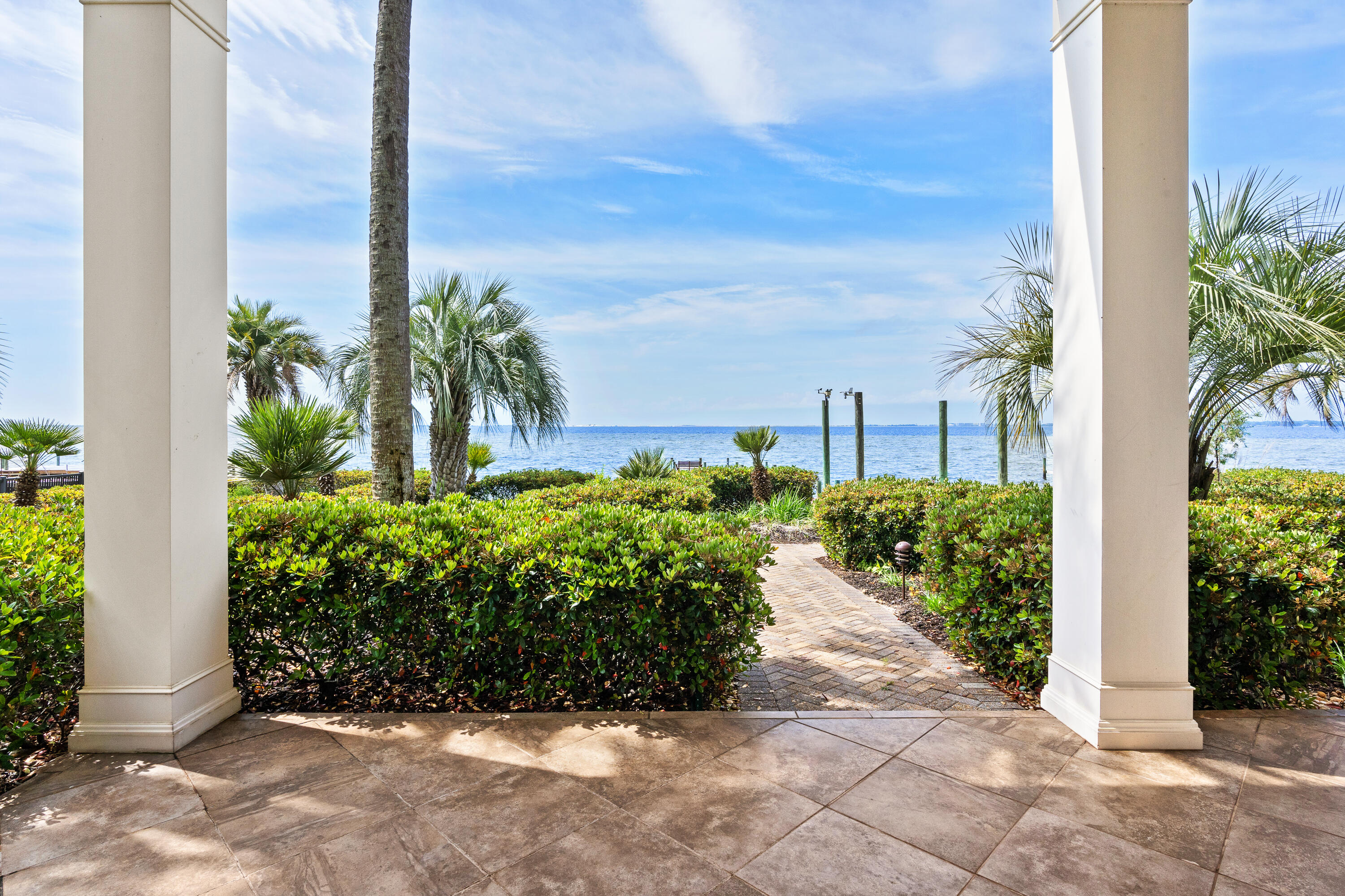 753 Boulevard of the Champions