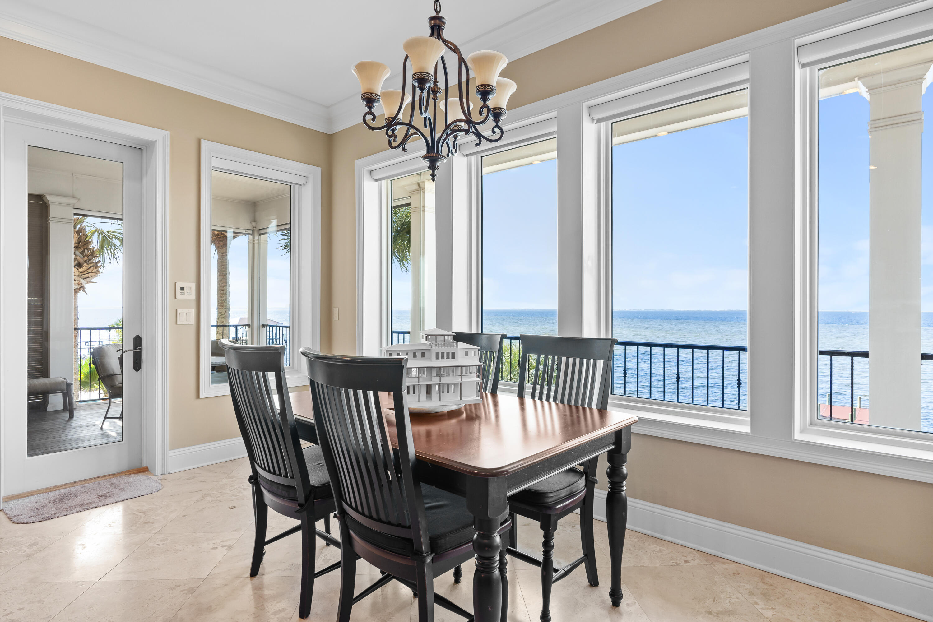 753 Boulevard of the Champions