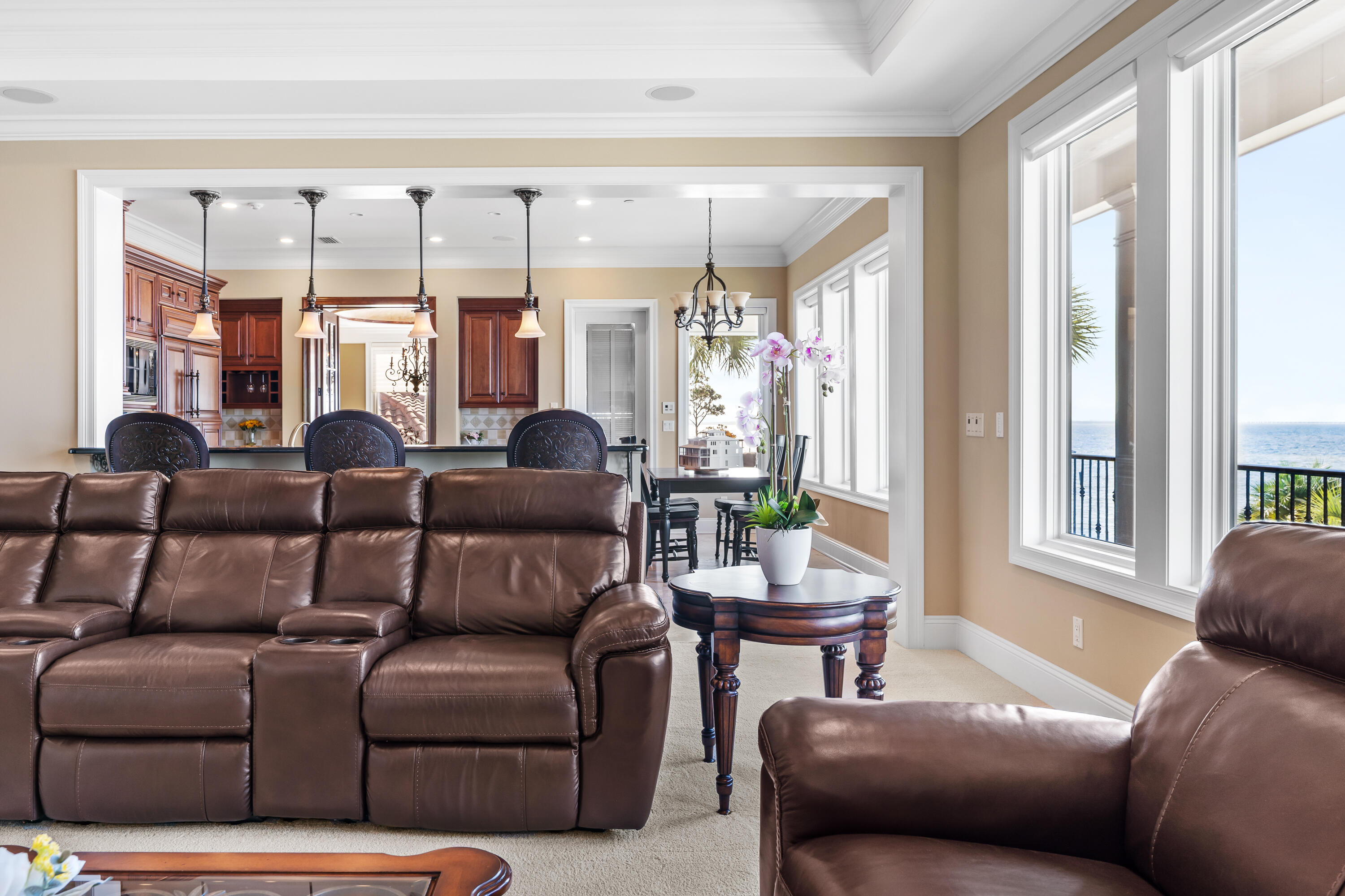 753 Boulevard of the Champions