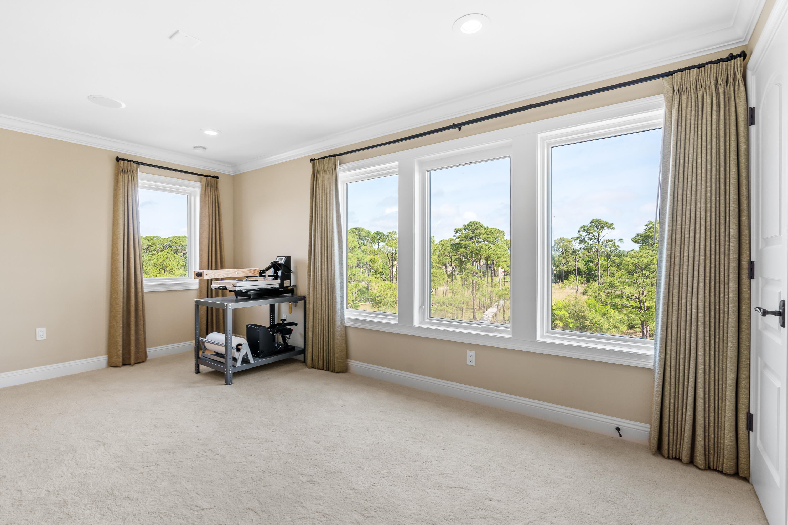 753 Boulevard of the Champions