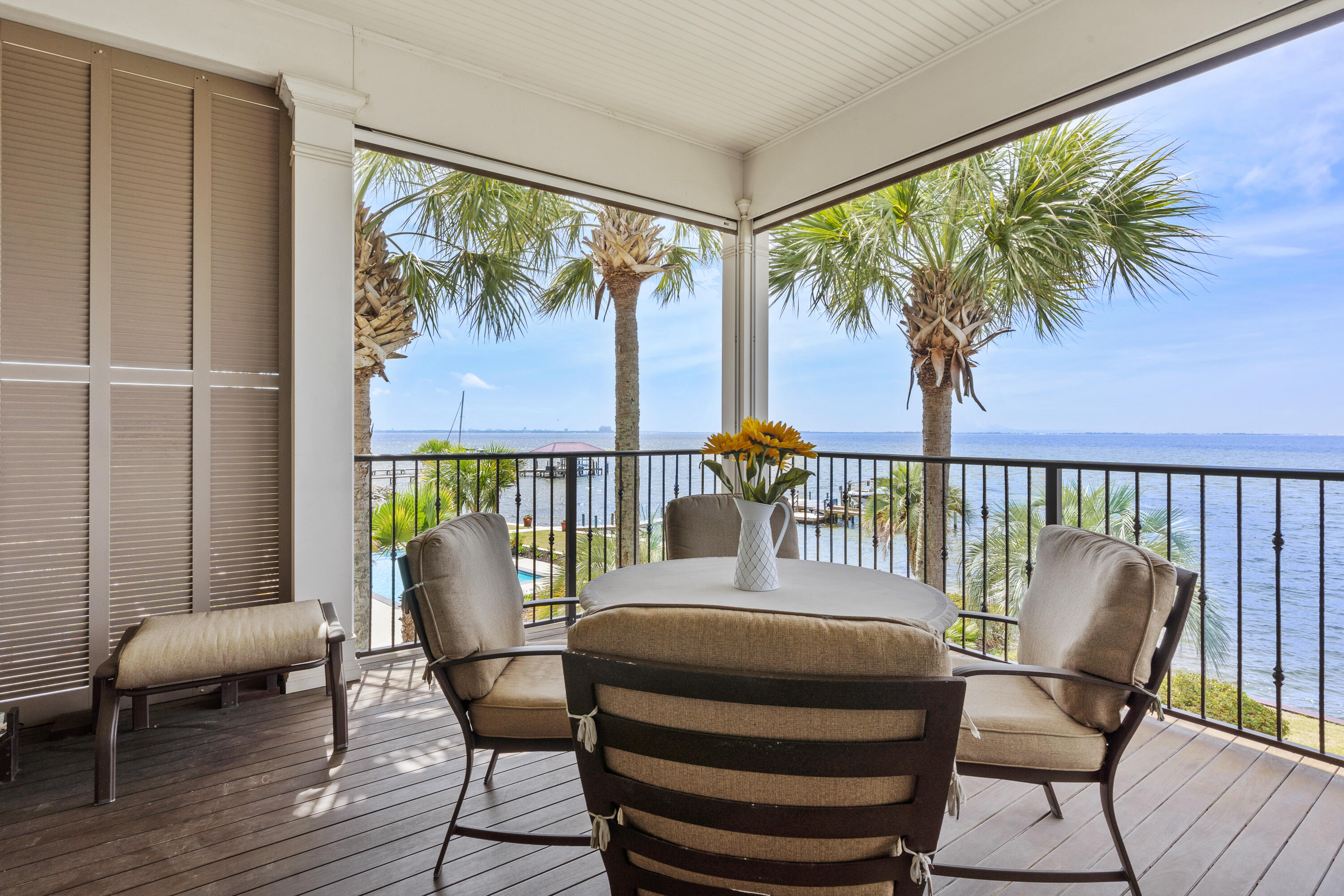 753 Boulevard of the Champions