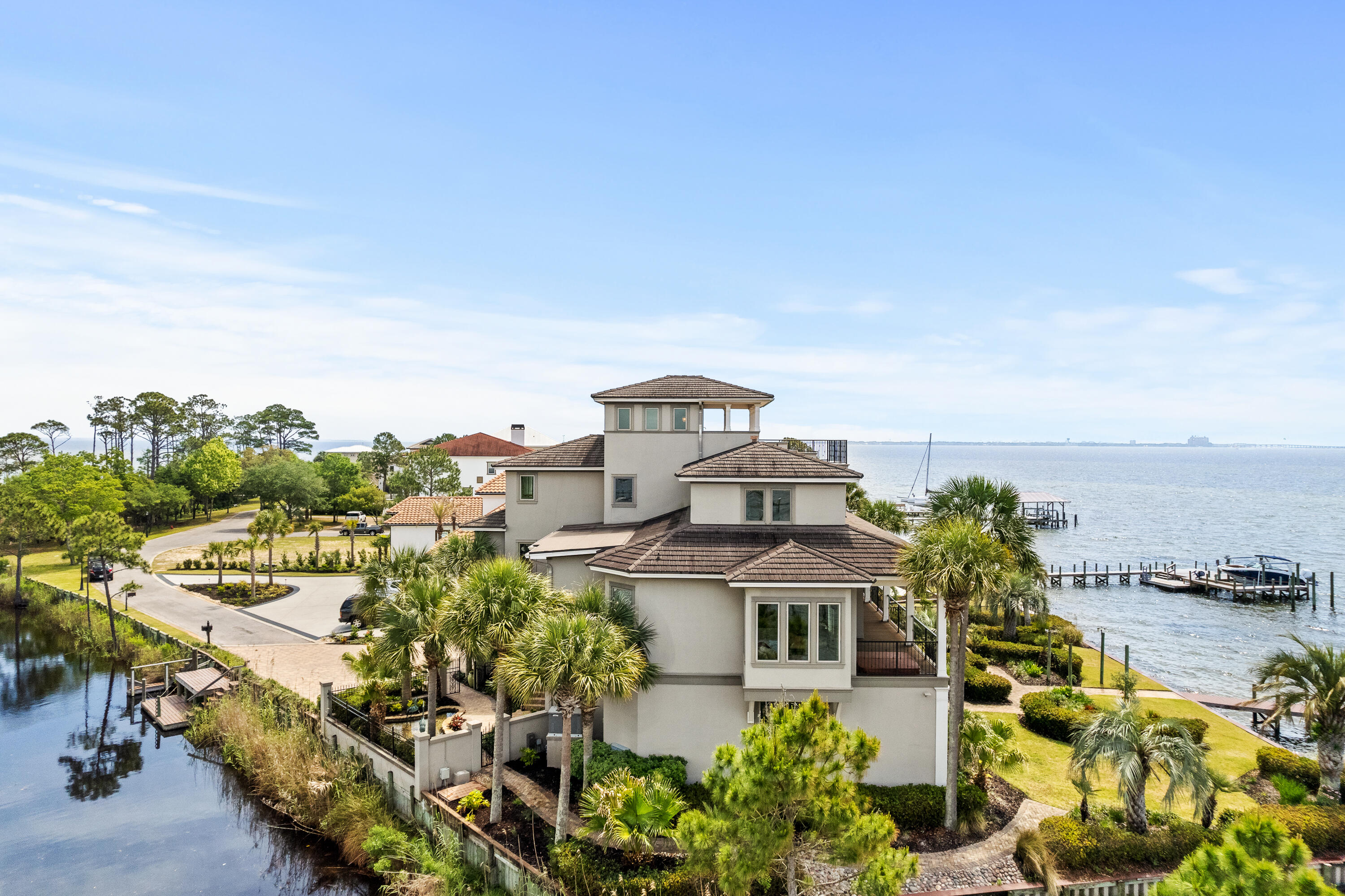 753 Boulevard of the Champions