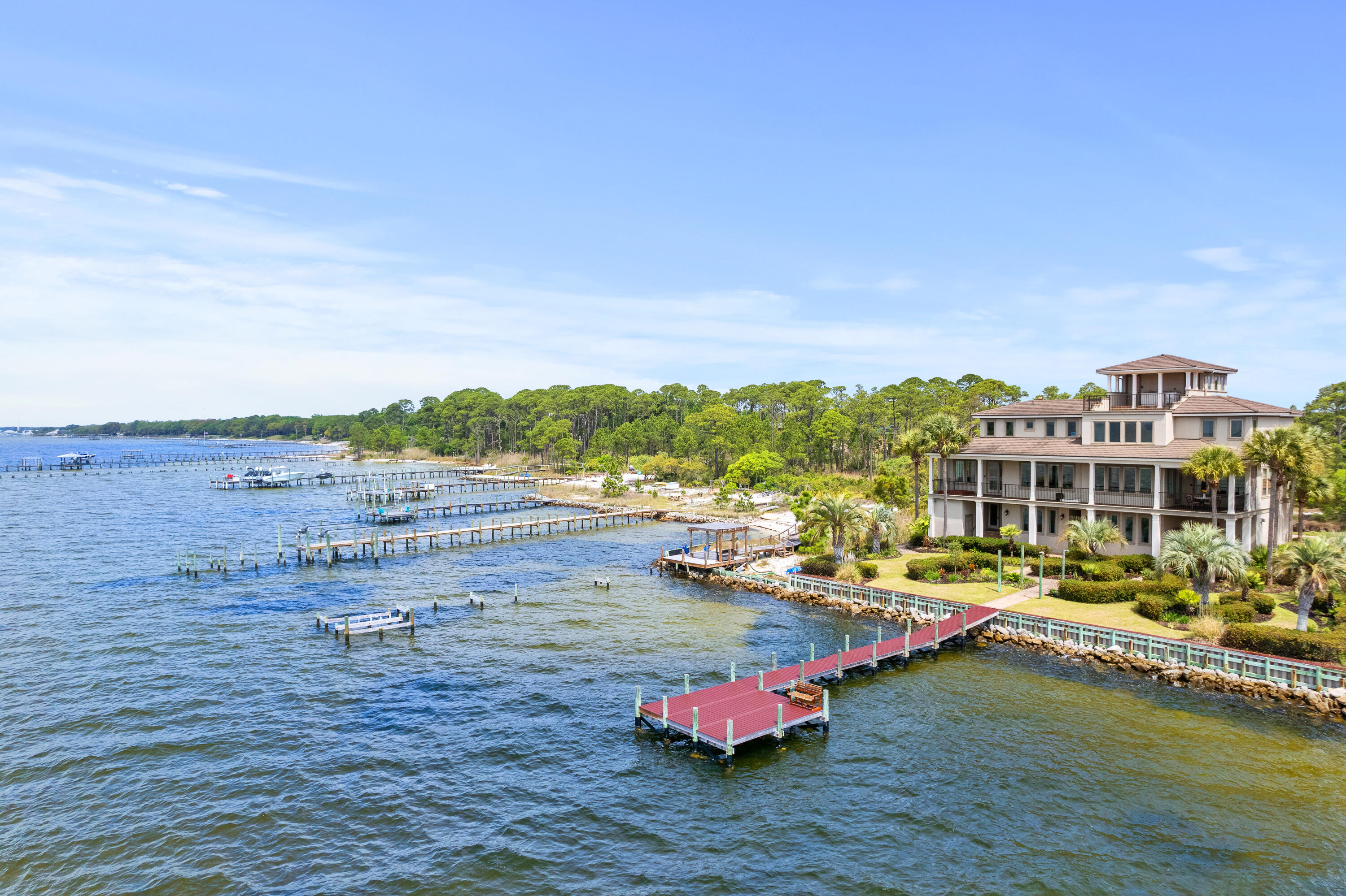 753 Boulevard of the Champions