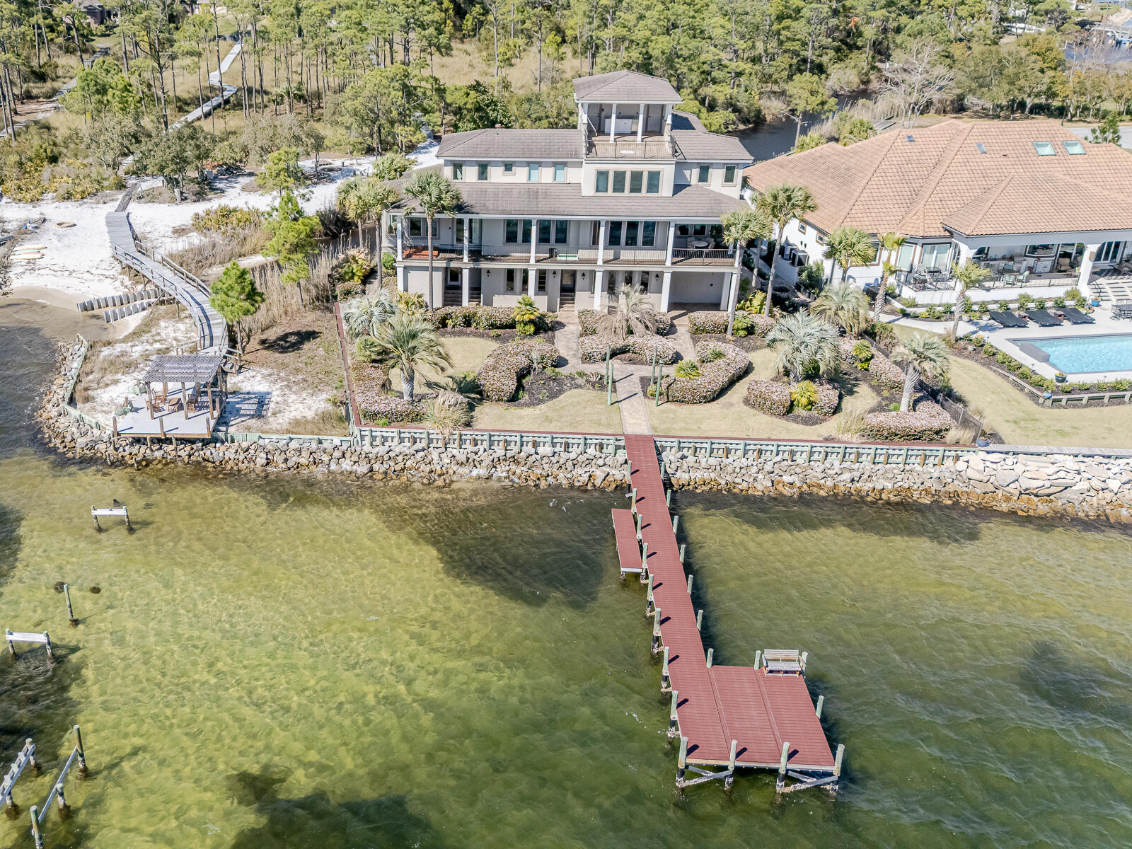 753 Boulevard of the Champions