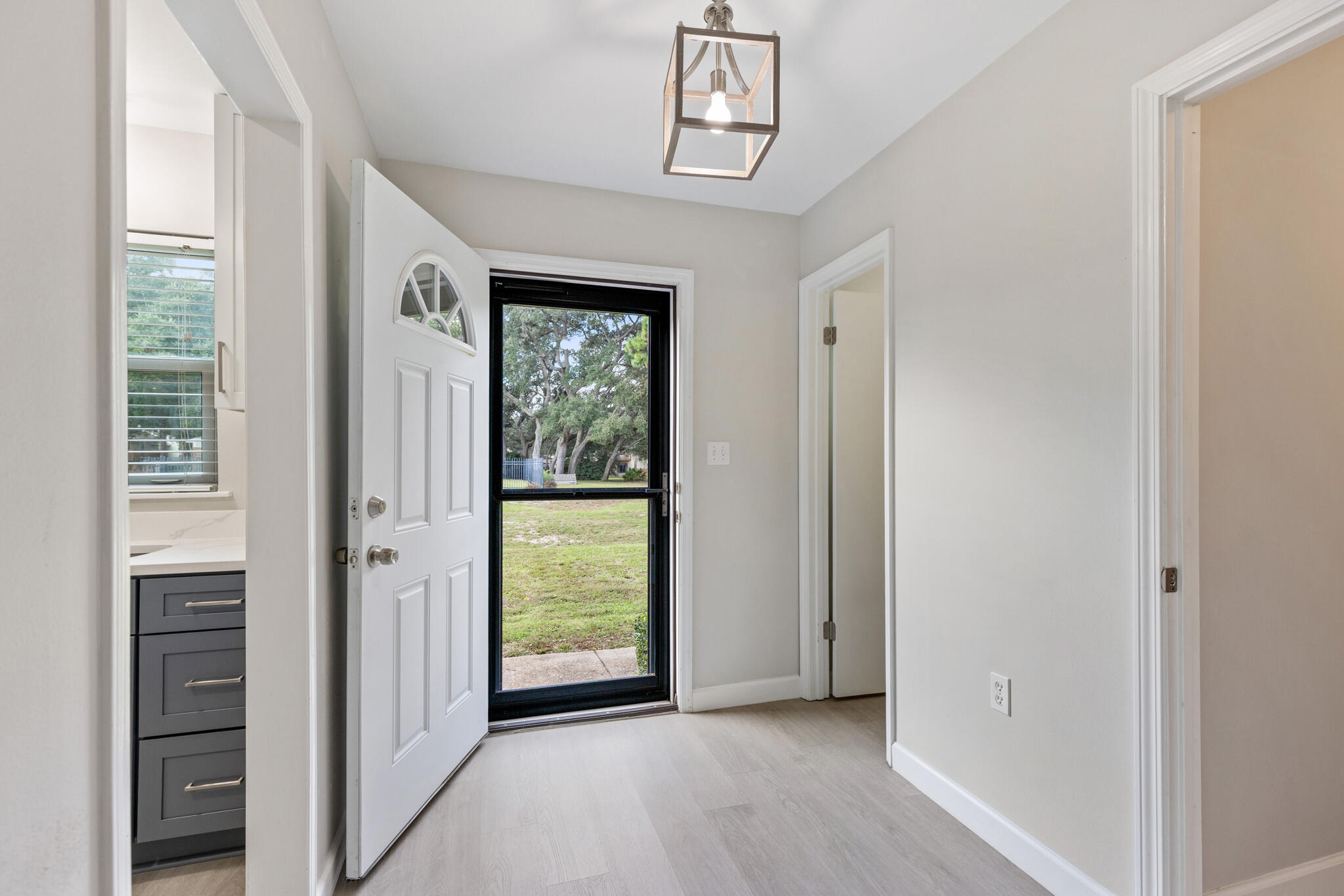 29 11Th Street, A, Shalimar Unit: A