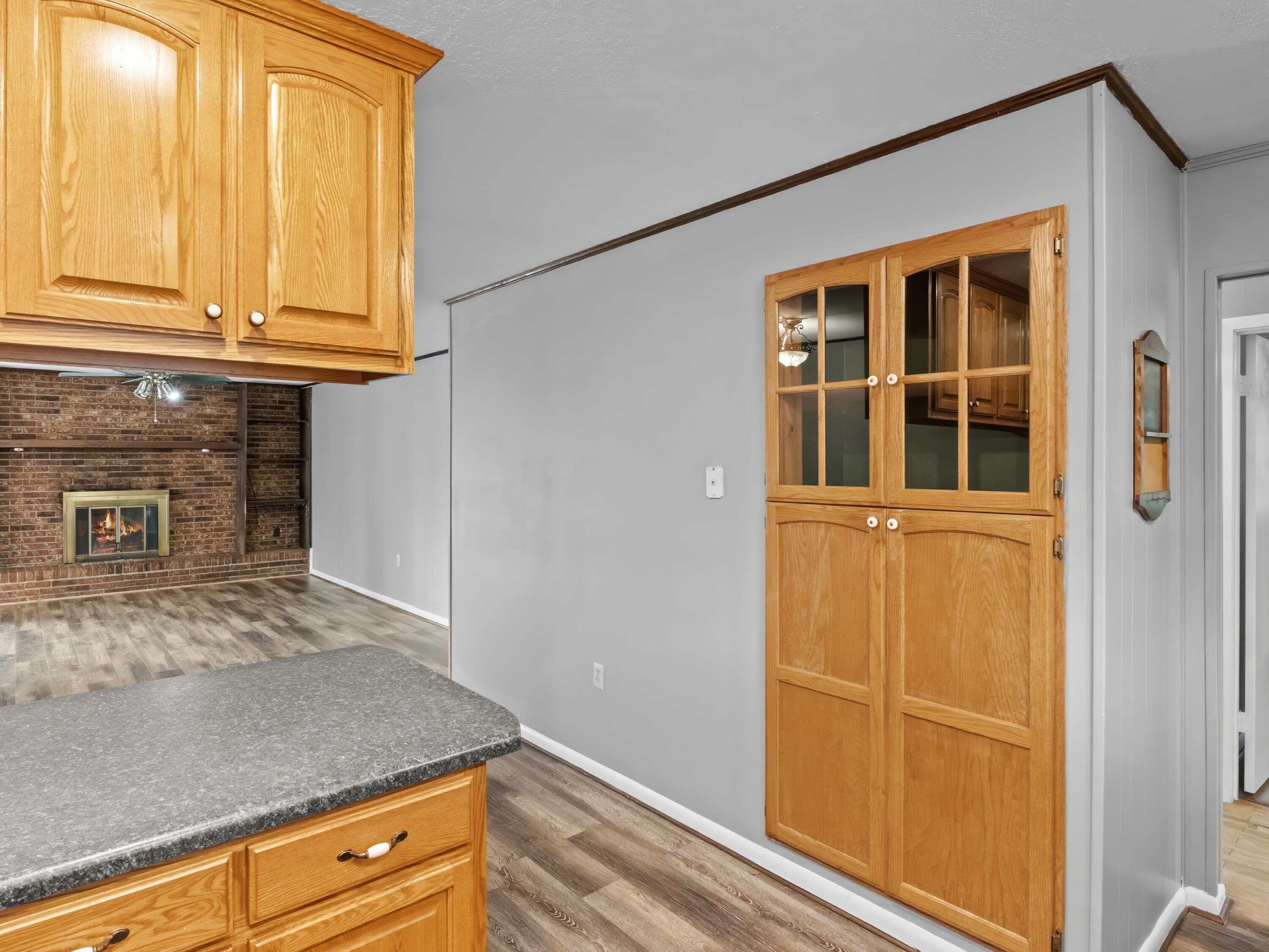 15 W Casa Loma Drive