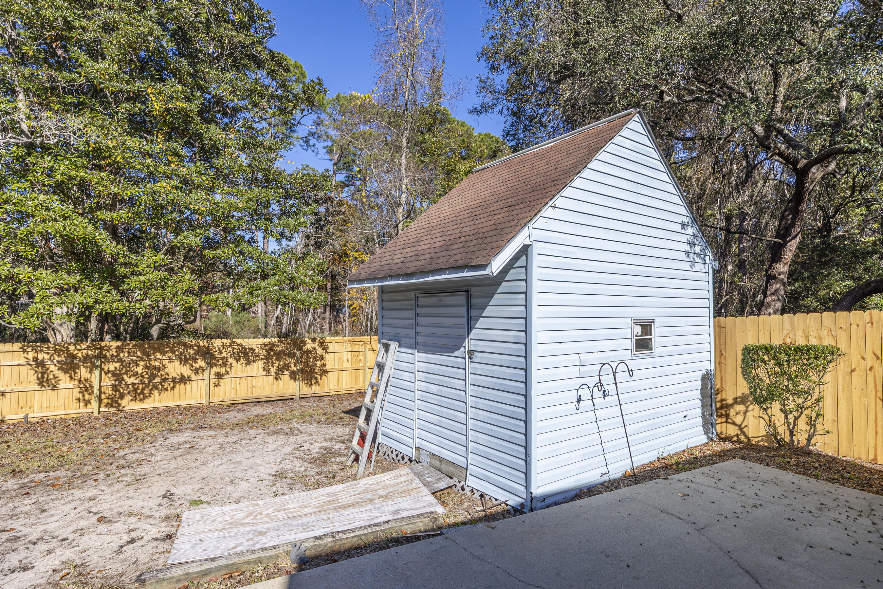 1003 Darlington Oak Drive