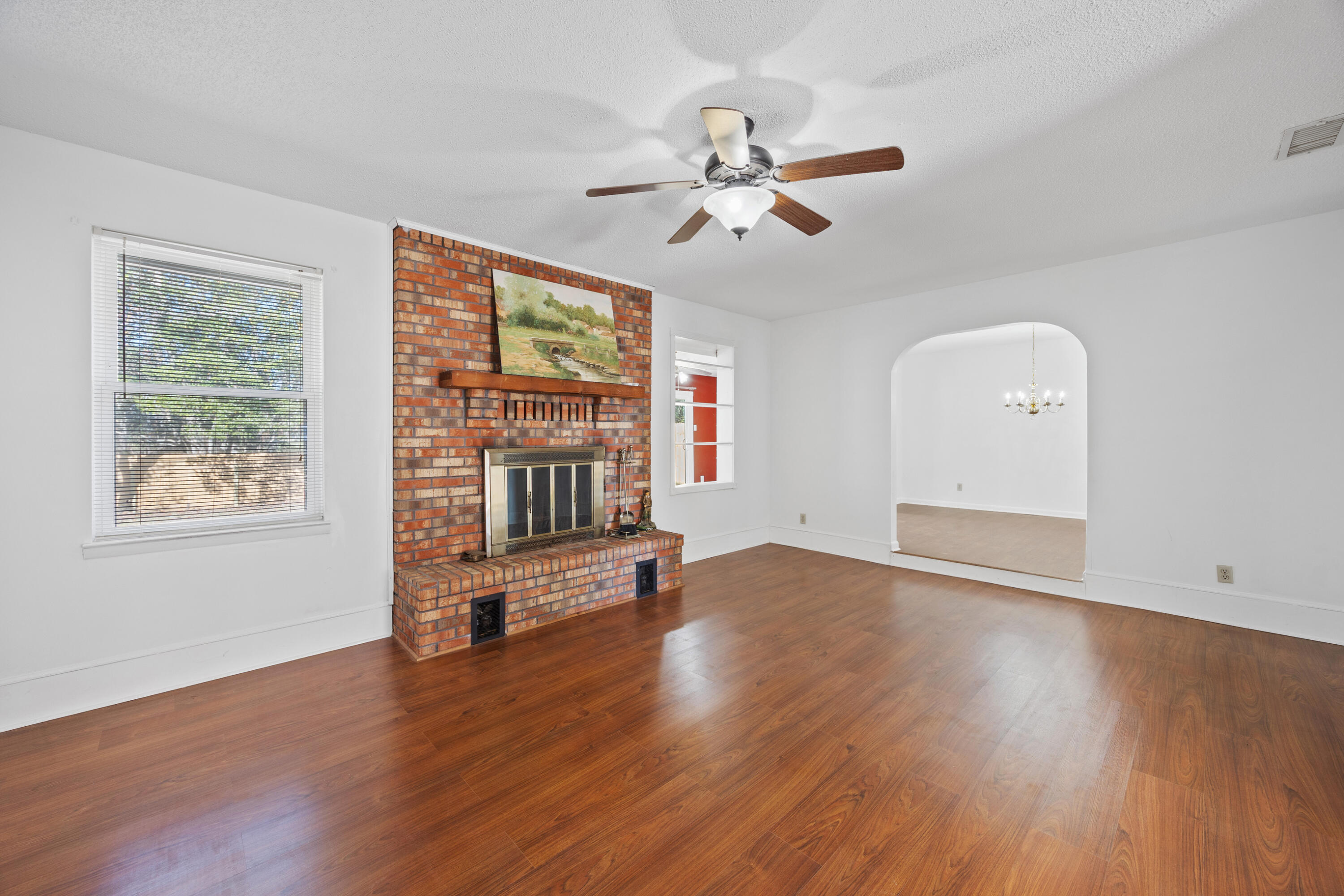 1003 Darlington Oak Drive