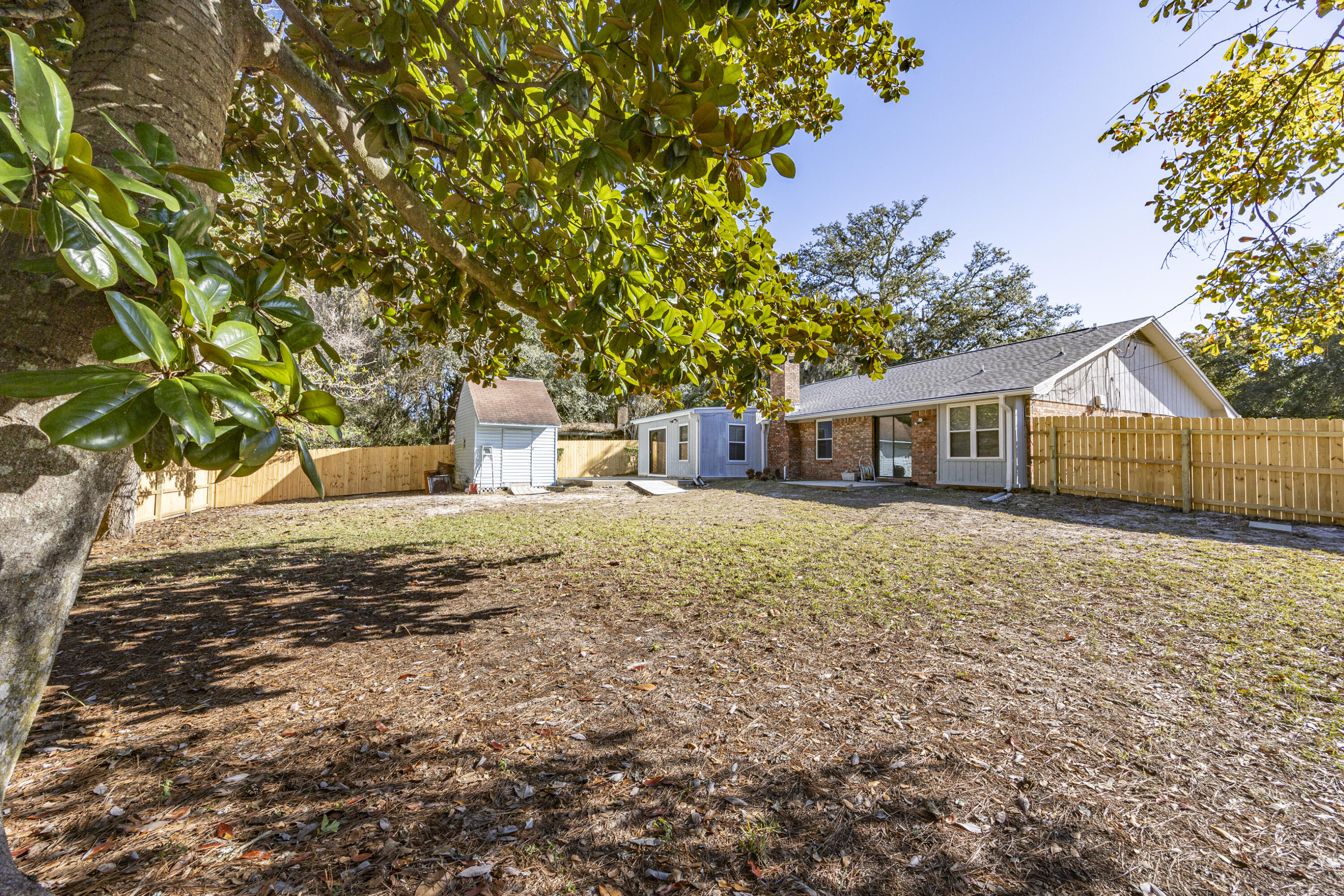 1003 Darlington Oak Drive