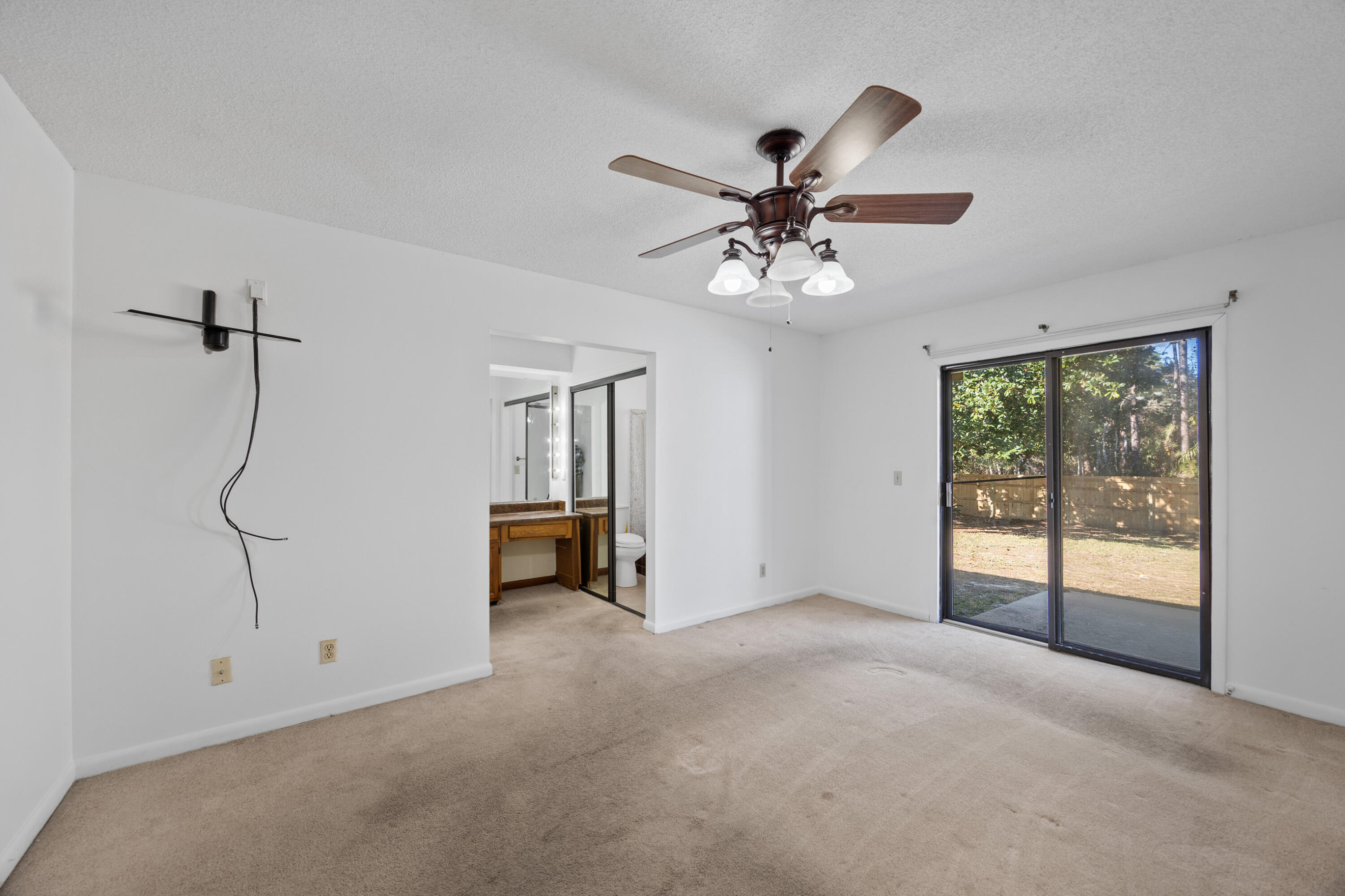 1003 Darlington Oak Drive