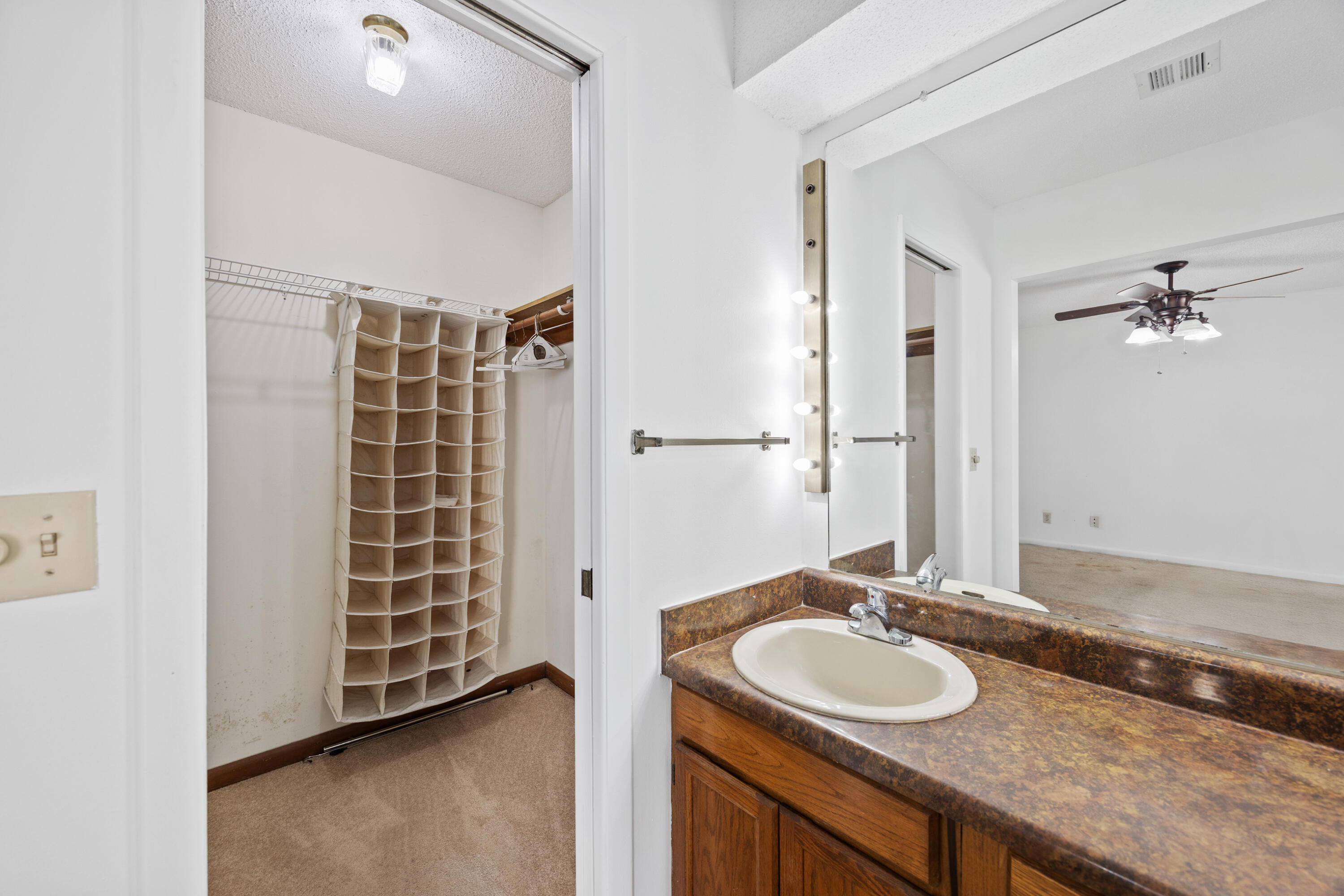 1003 Darlington Oak Drive