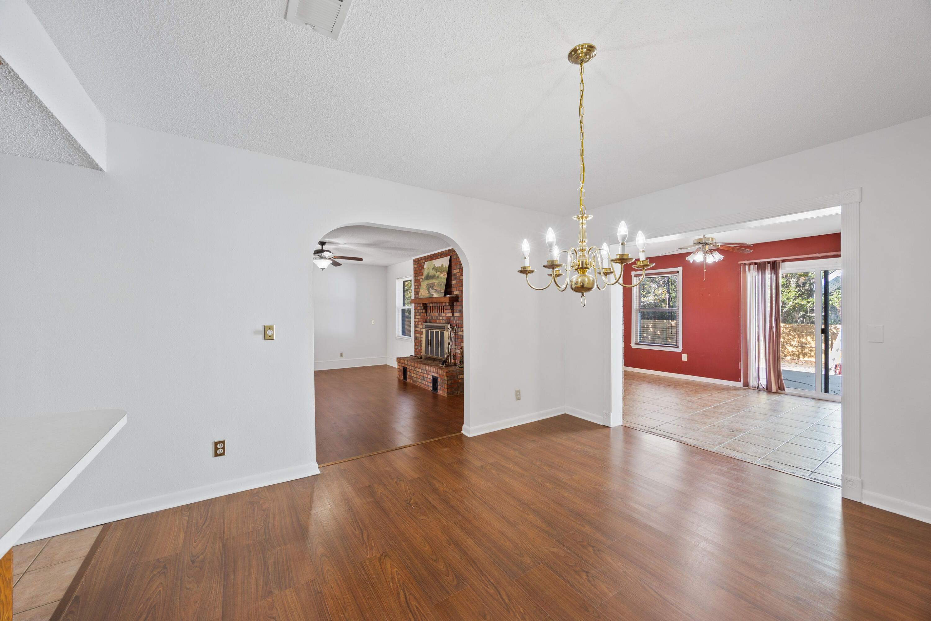 1003 Darlington Oak Drive