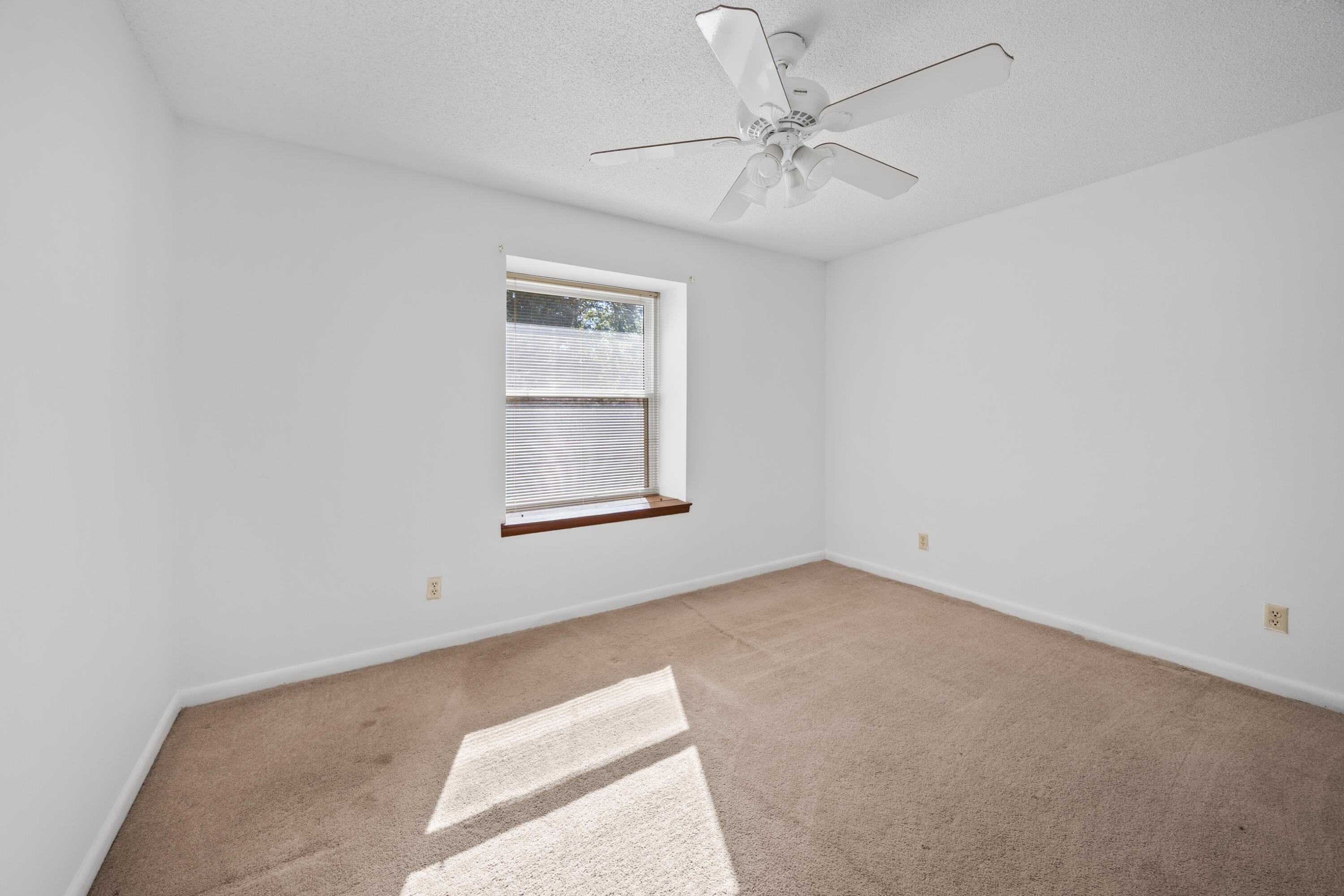 1003 Darlington Oak Drive