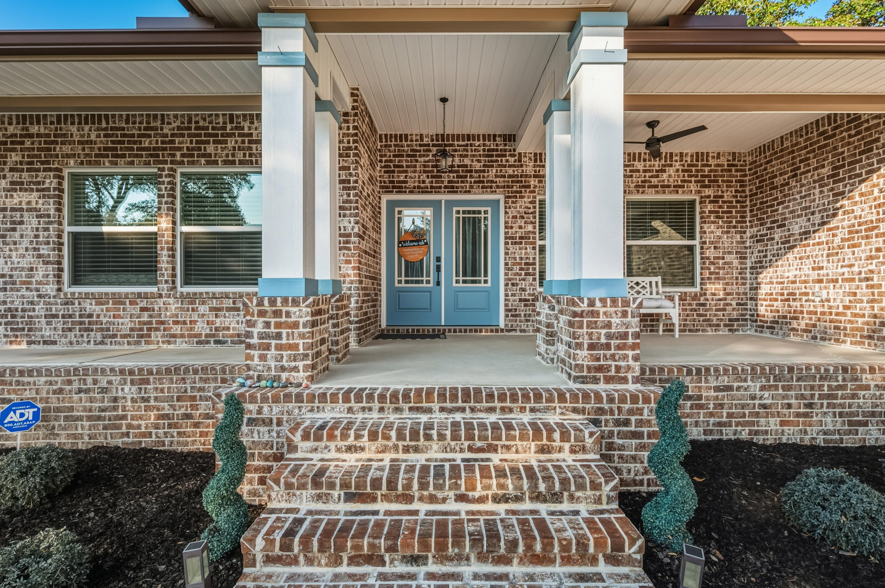223 NW Girard Avenue