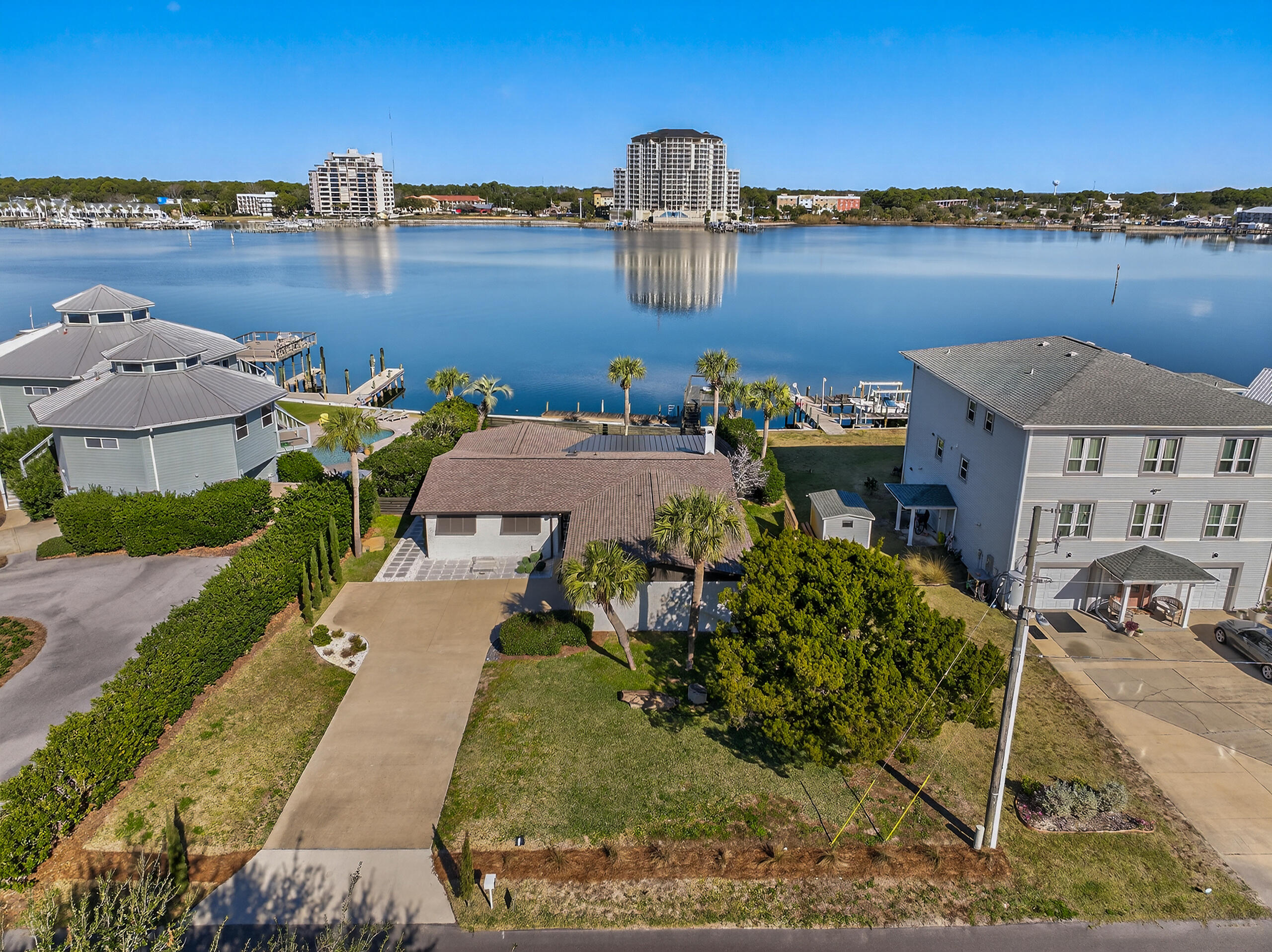 717 Sailfish Drive