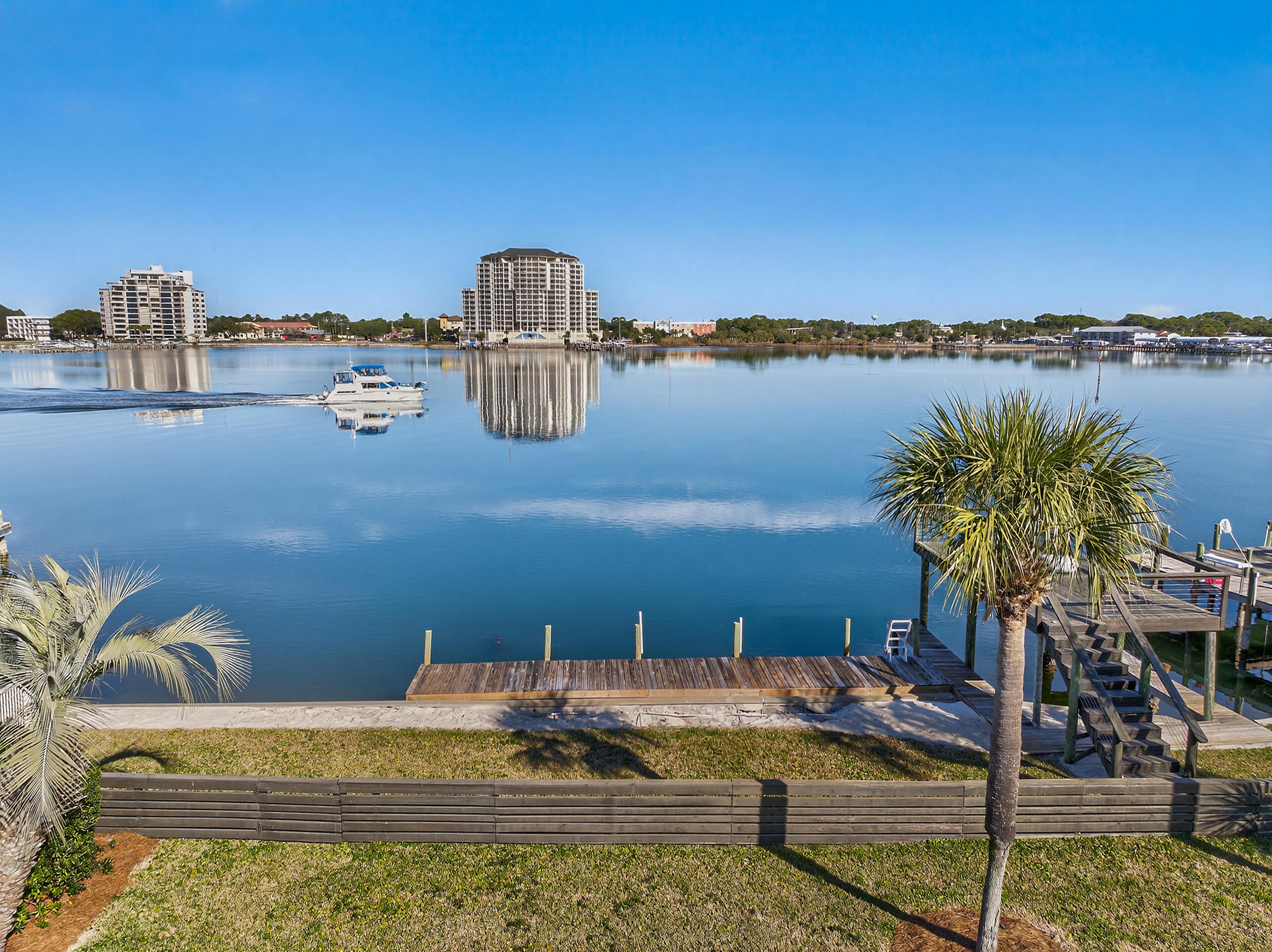 717 Sailfish Drive