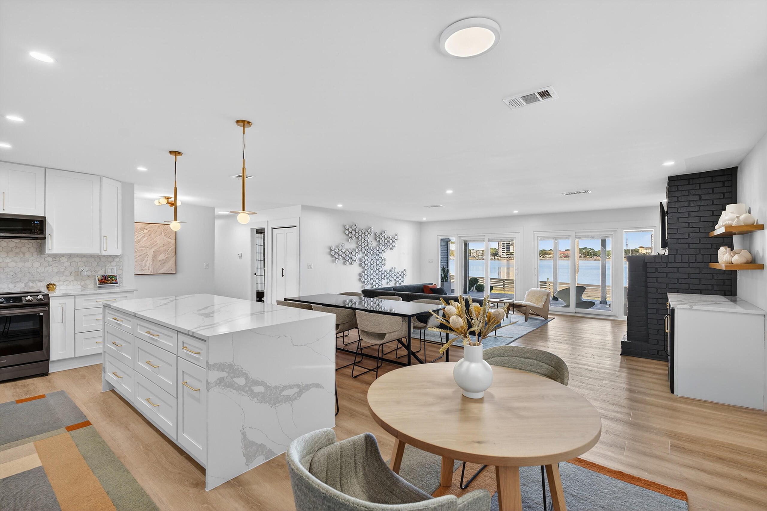 717 Sailfish Drive
