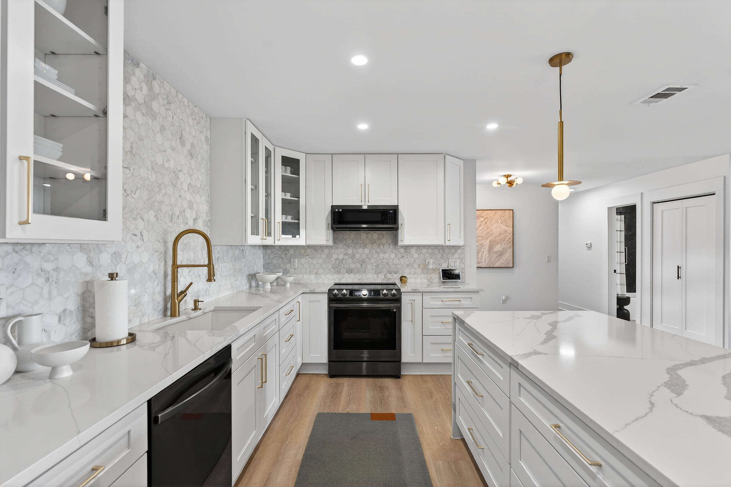 717 Sailfish Drive
