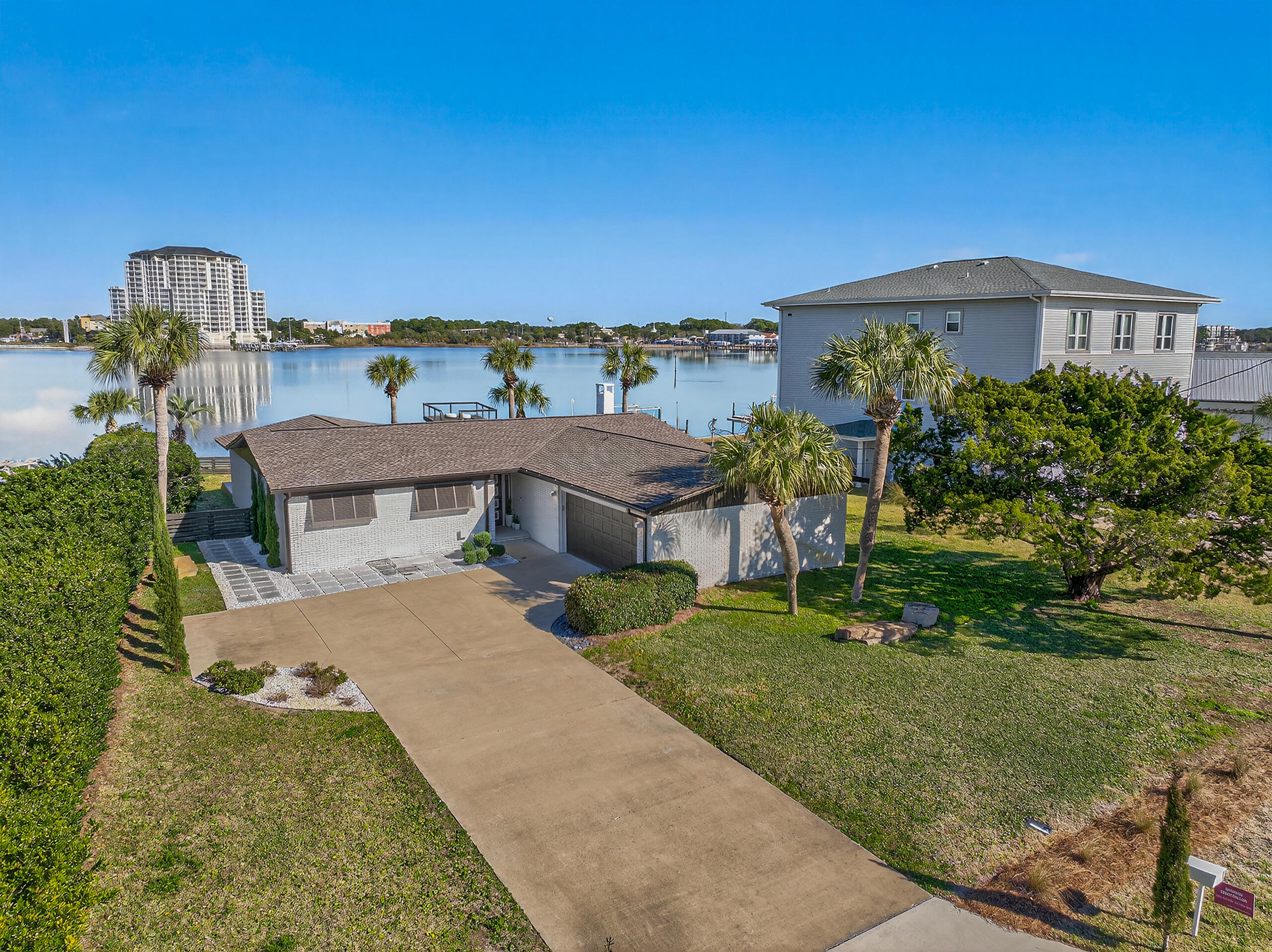 717 Sailfish Drive