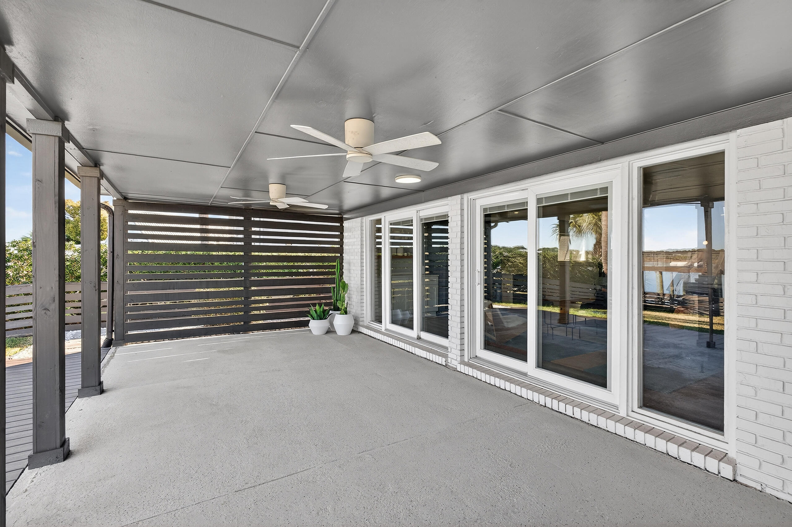 717 Sailfish Drive