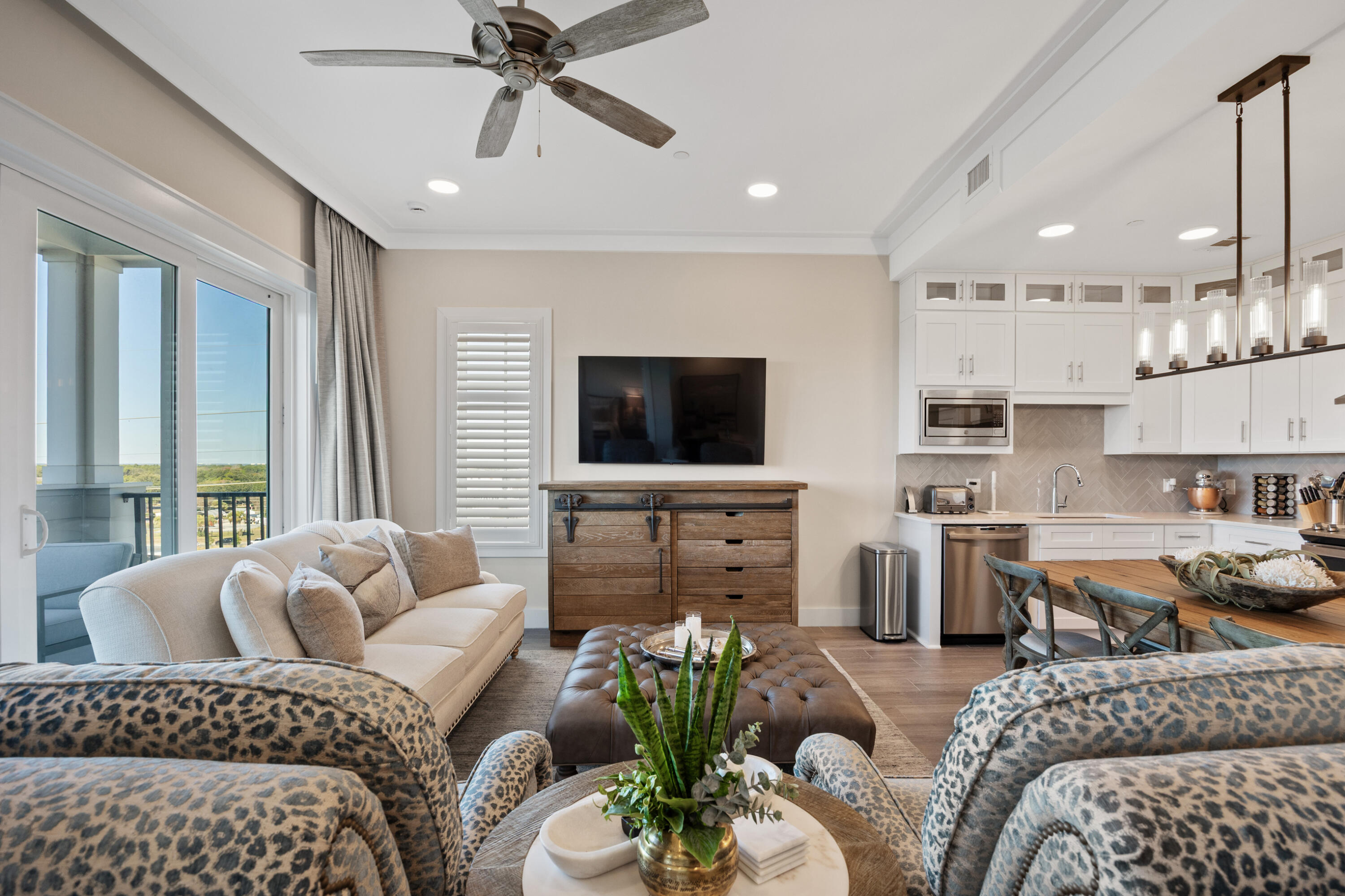 206 Henderson Resort Way 5404